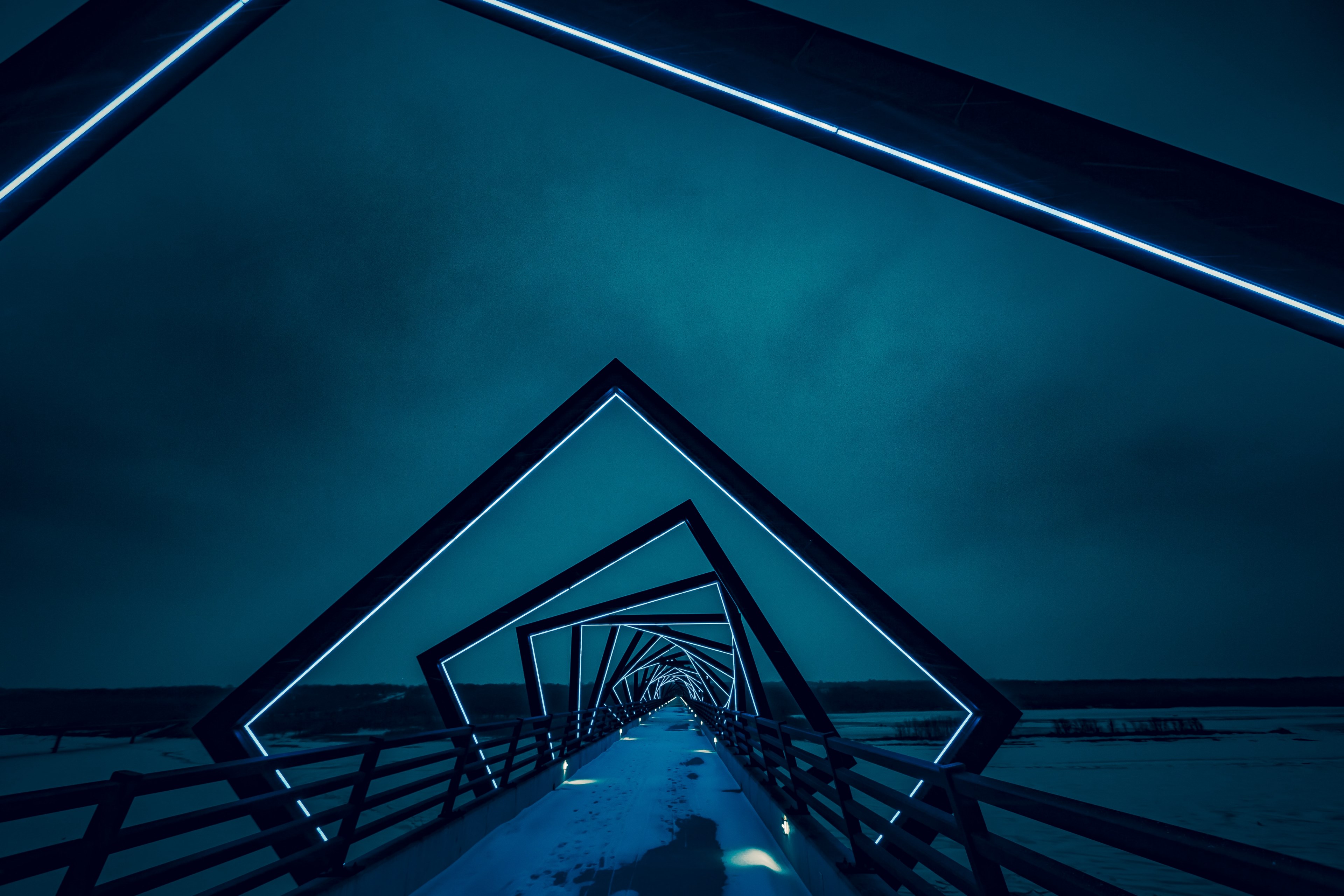 modern geometric neon bridge architecture at night on walkway high trestle trail bridge, bridge with neon lights 4k, HD Wallpaper