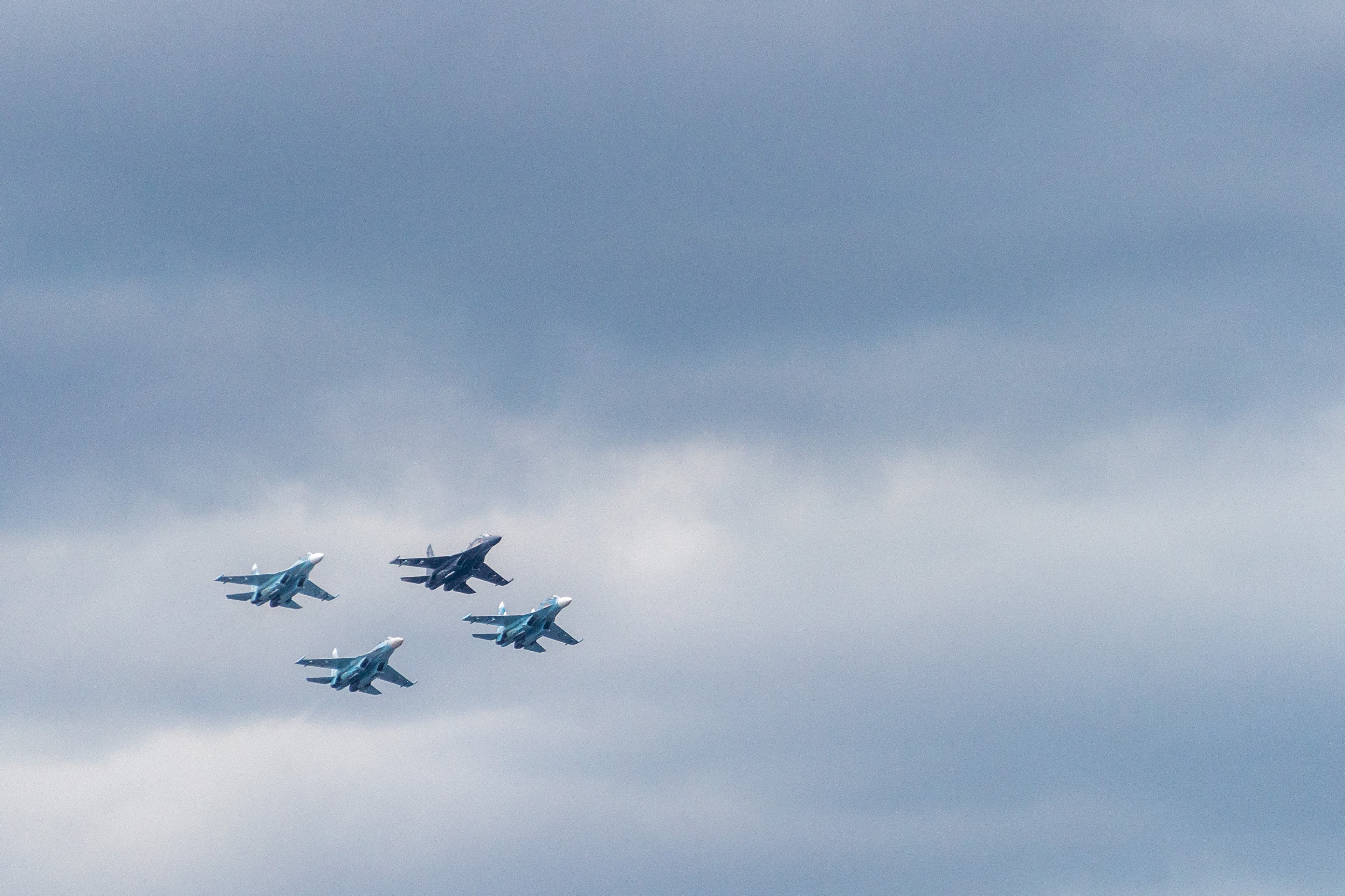 sky cloud plane and air force 4k, HD Wallpaper