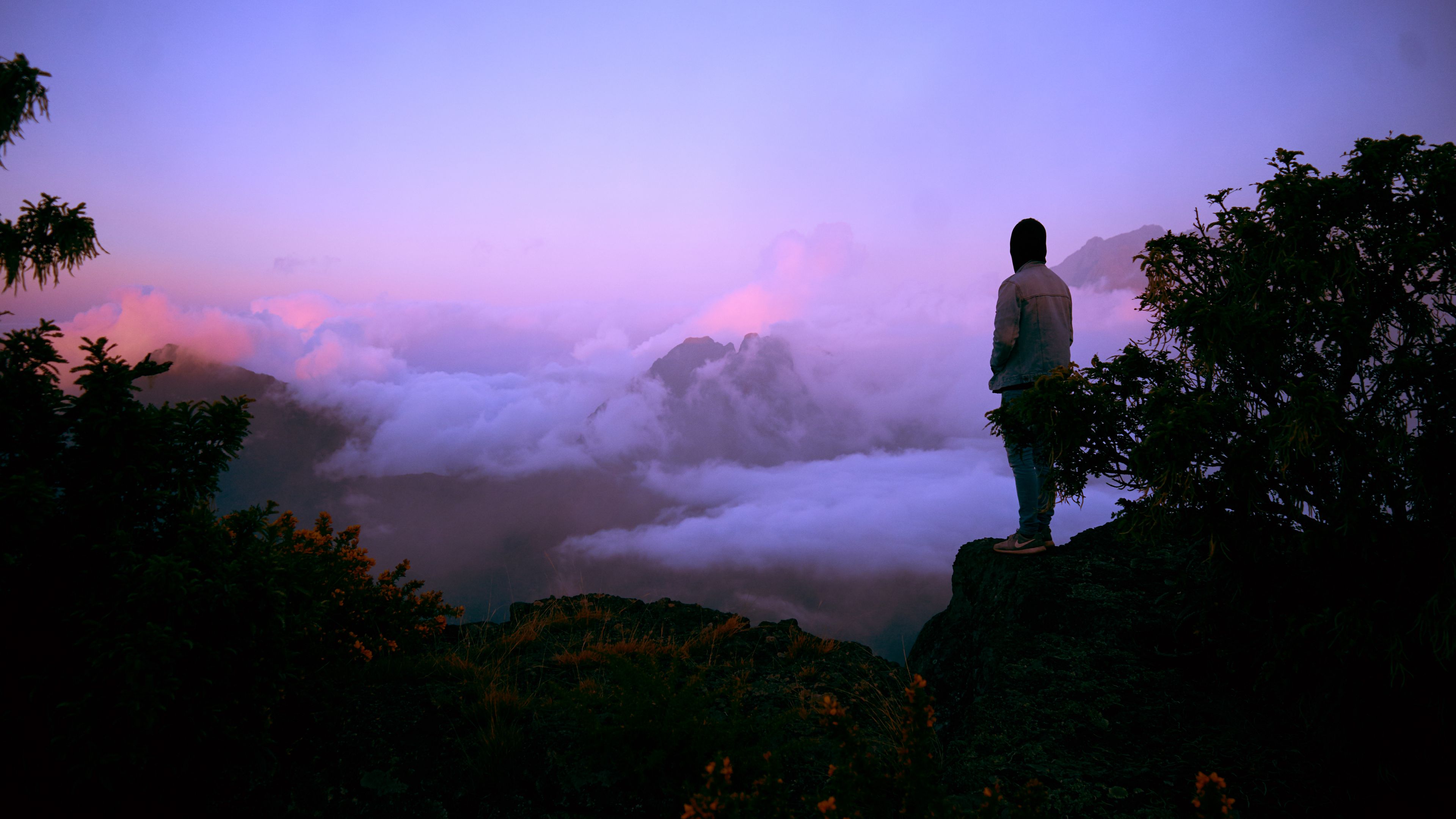 fog, man, mountains, top, 4k, HD Wallpaper