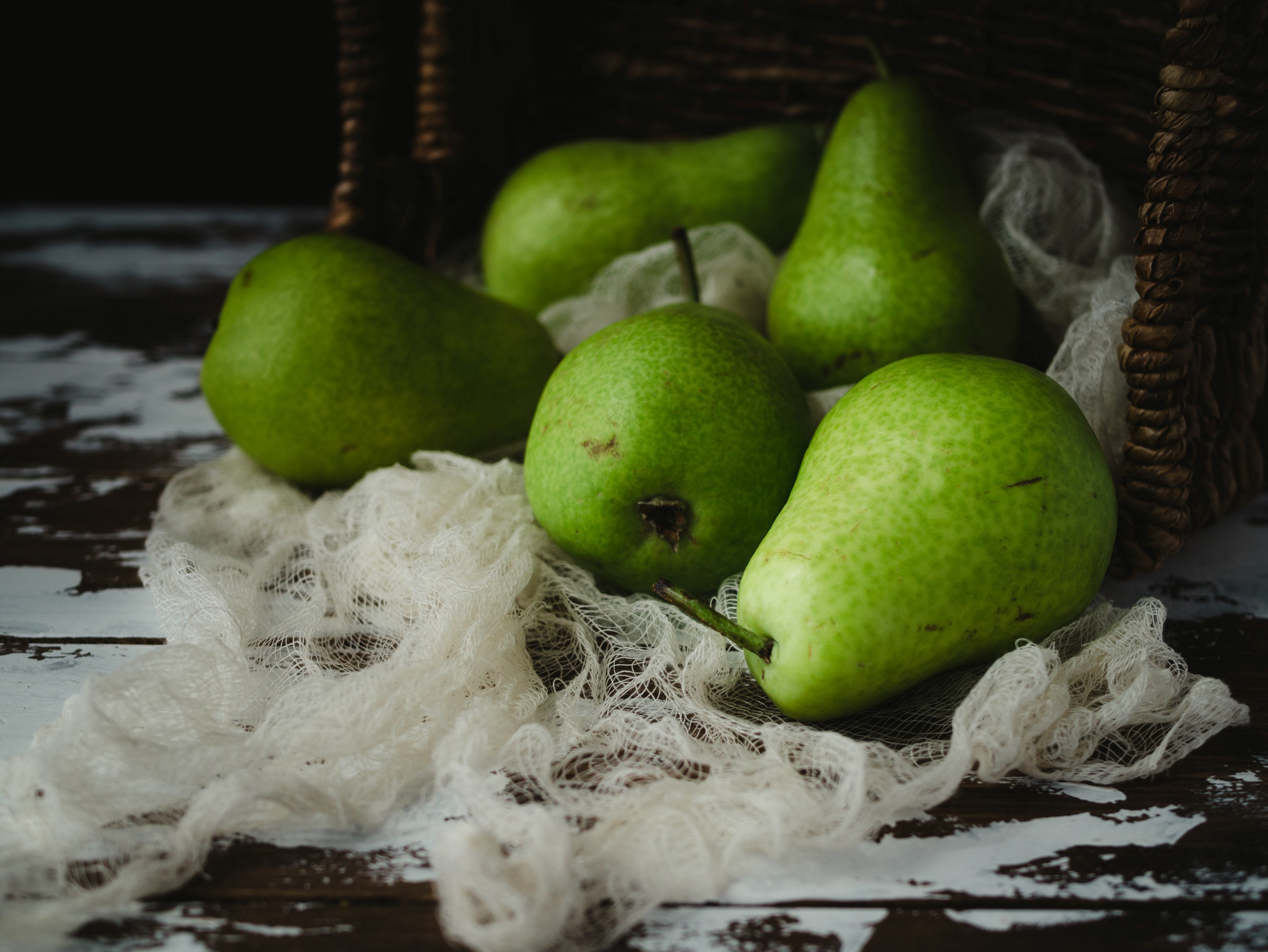 pear green basket and fruit 4k, HD Wallpaper