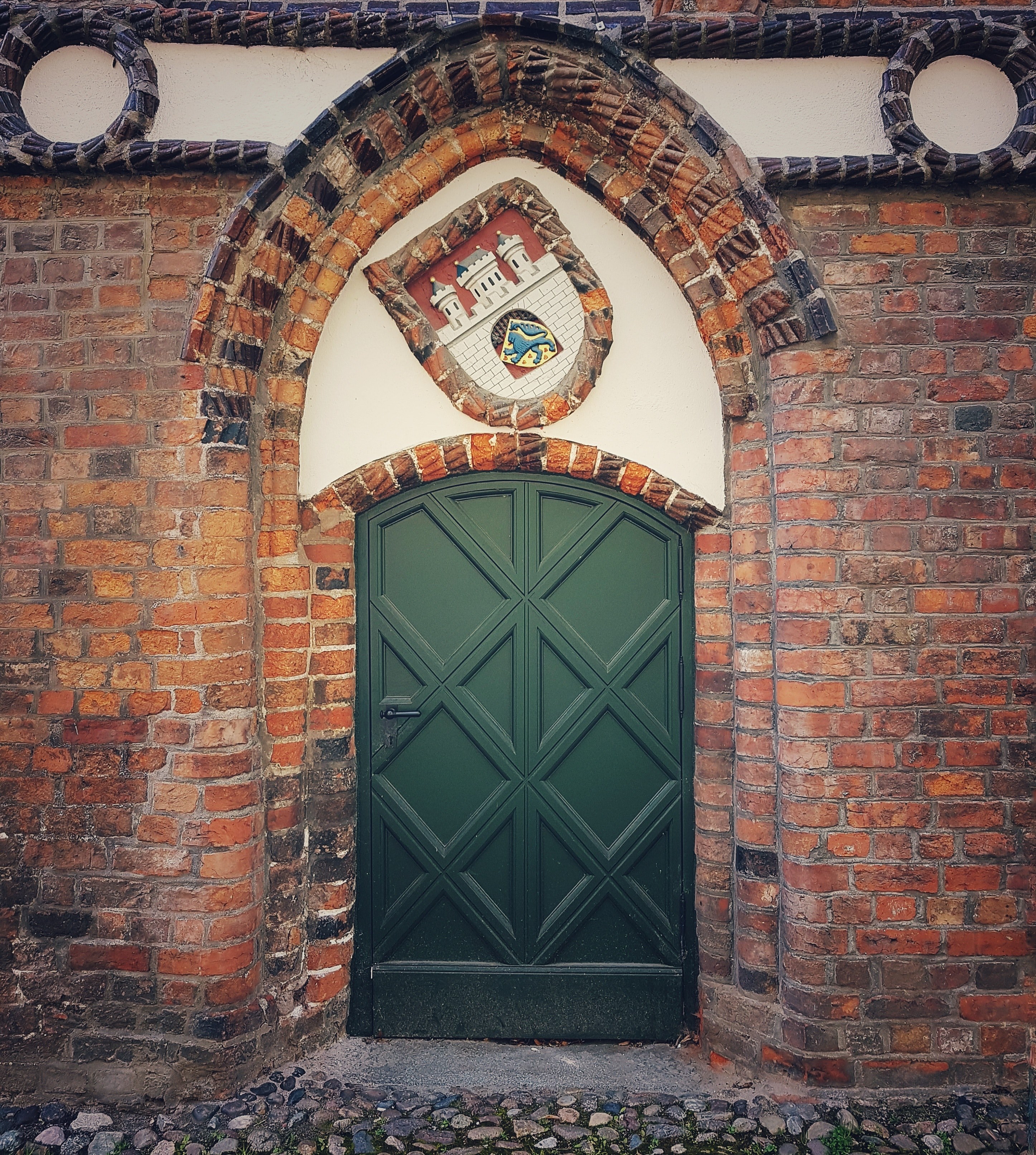 old door 4k, Phone HD Wallpaper