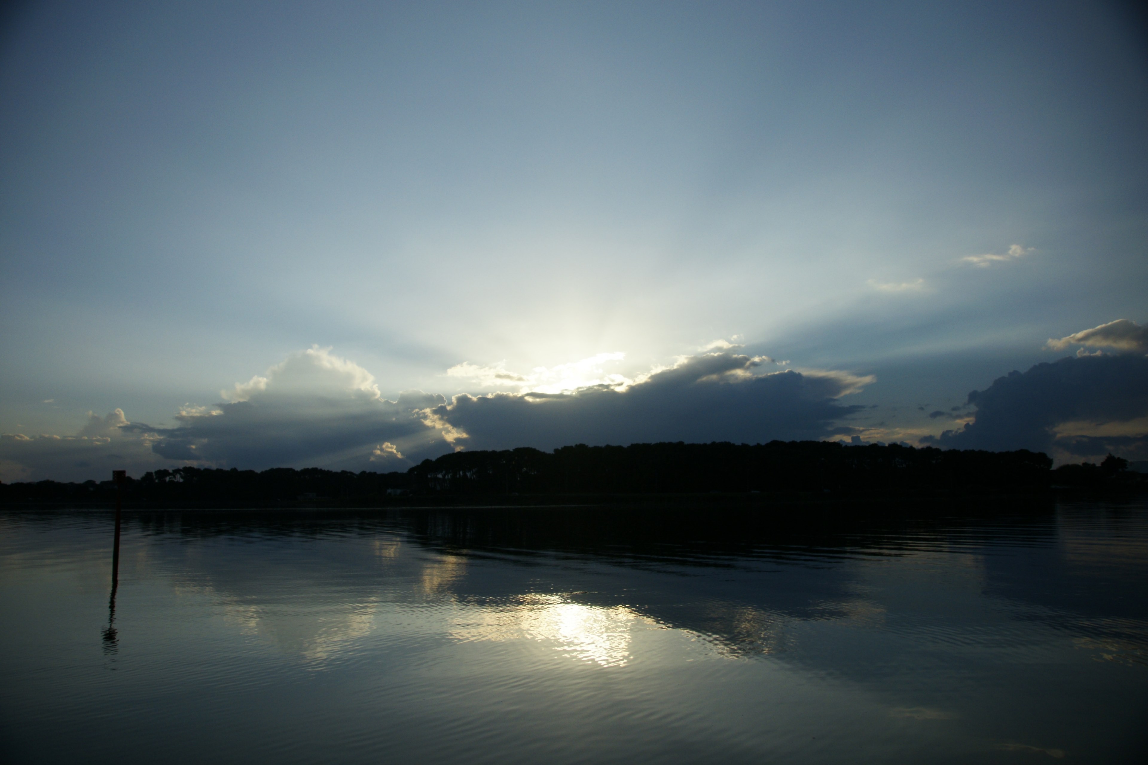 outdoor cloud reflection and clear 4k, HD Wallpaper