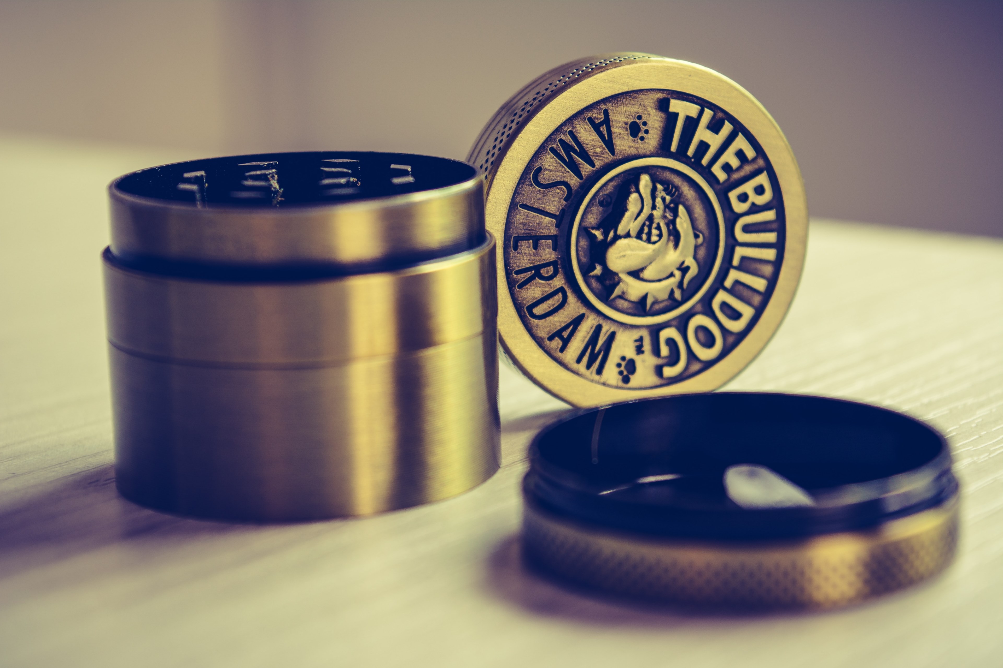 marihuana pot weed and grinder 4k, HD Wallpaper