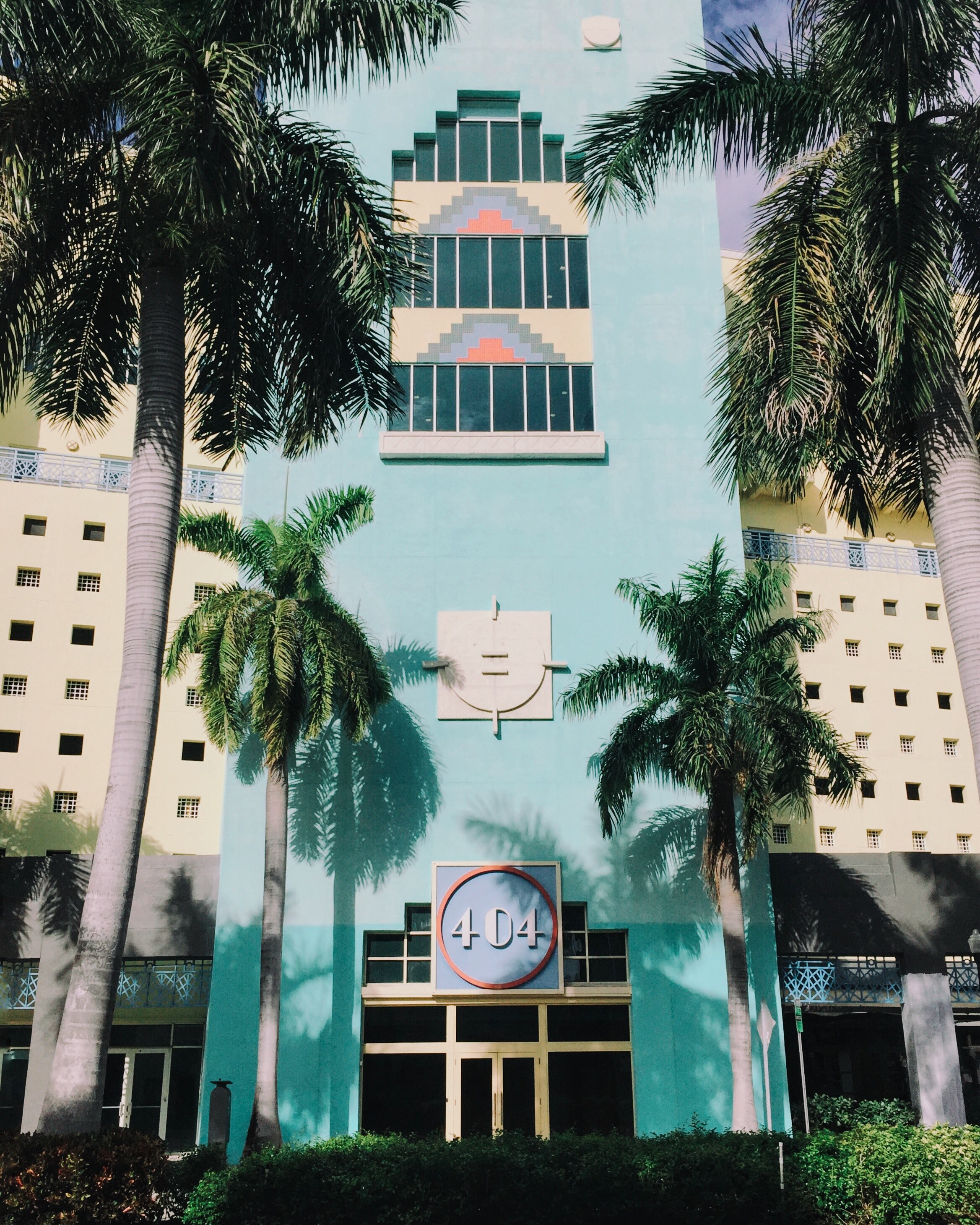 aqua blue hotel 404 and modern architecture with unique windows and palm trees, blue hotel building 4k, Phone HD Wallpaper