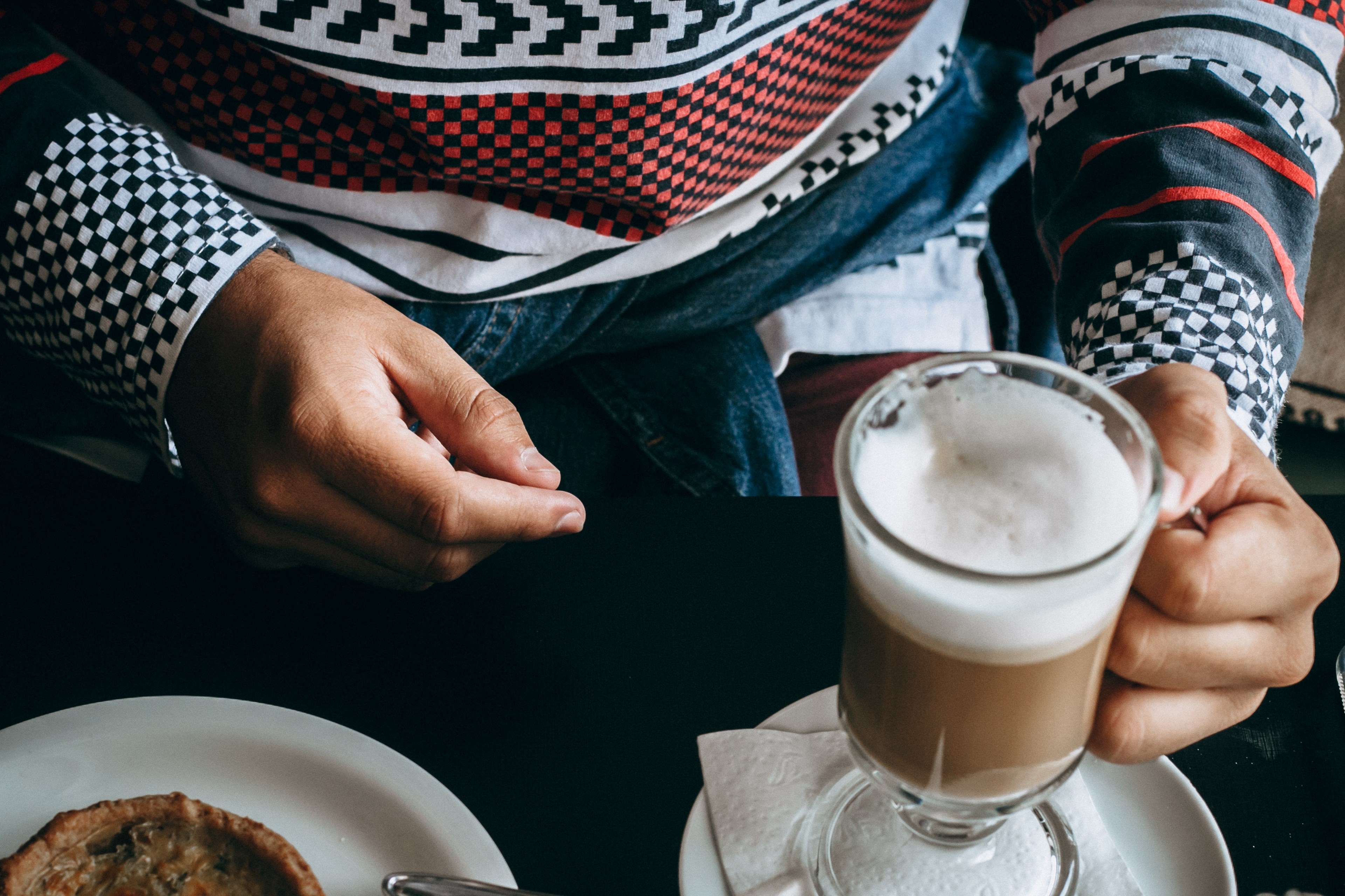 cup coffee cappuccino and latte 4k, HD Wallpaper