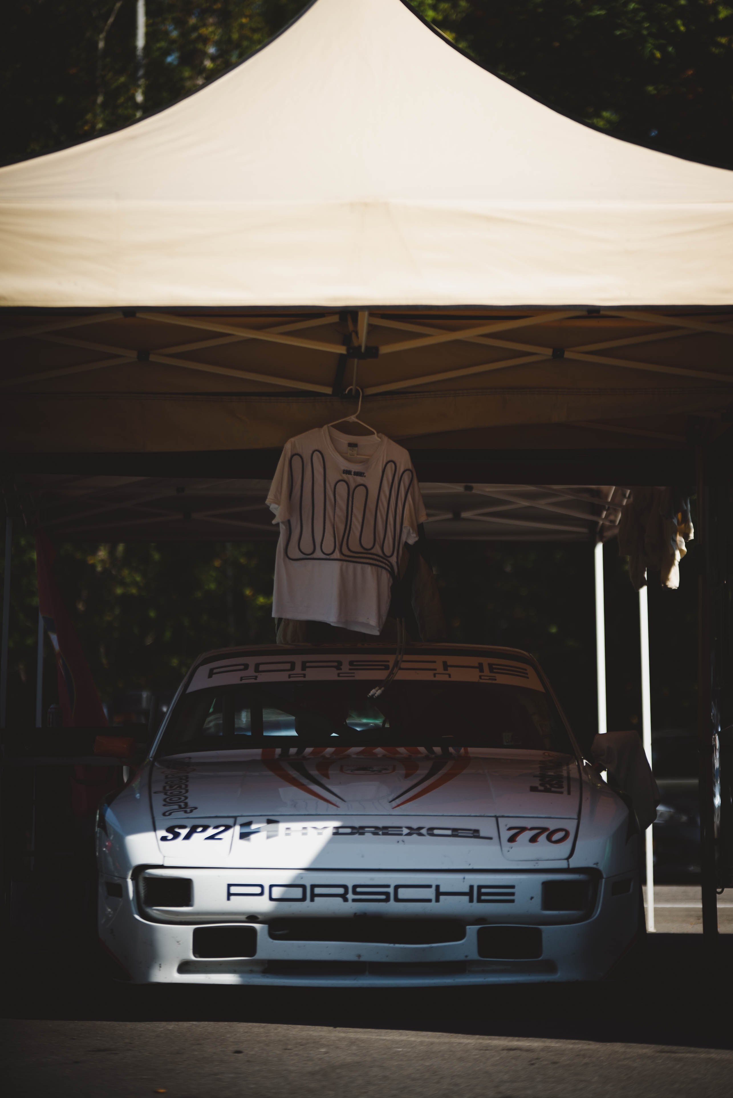 tree moutain tire and race car detail hd, 4k, Phone HD Wallpaper