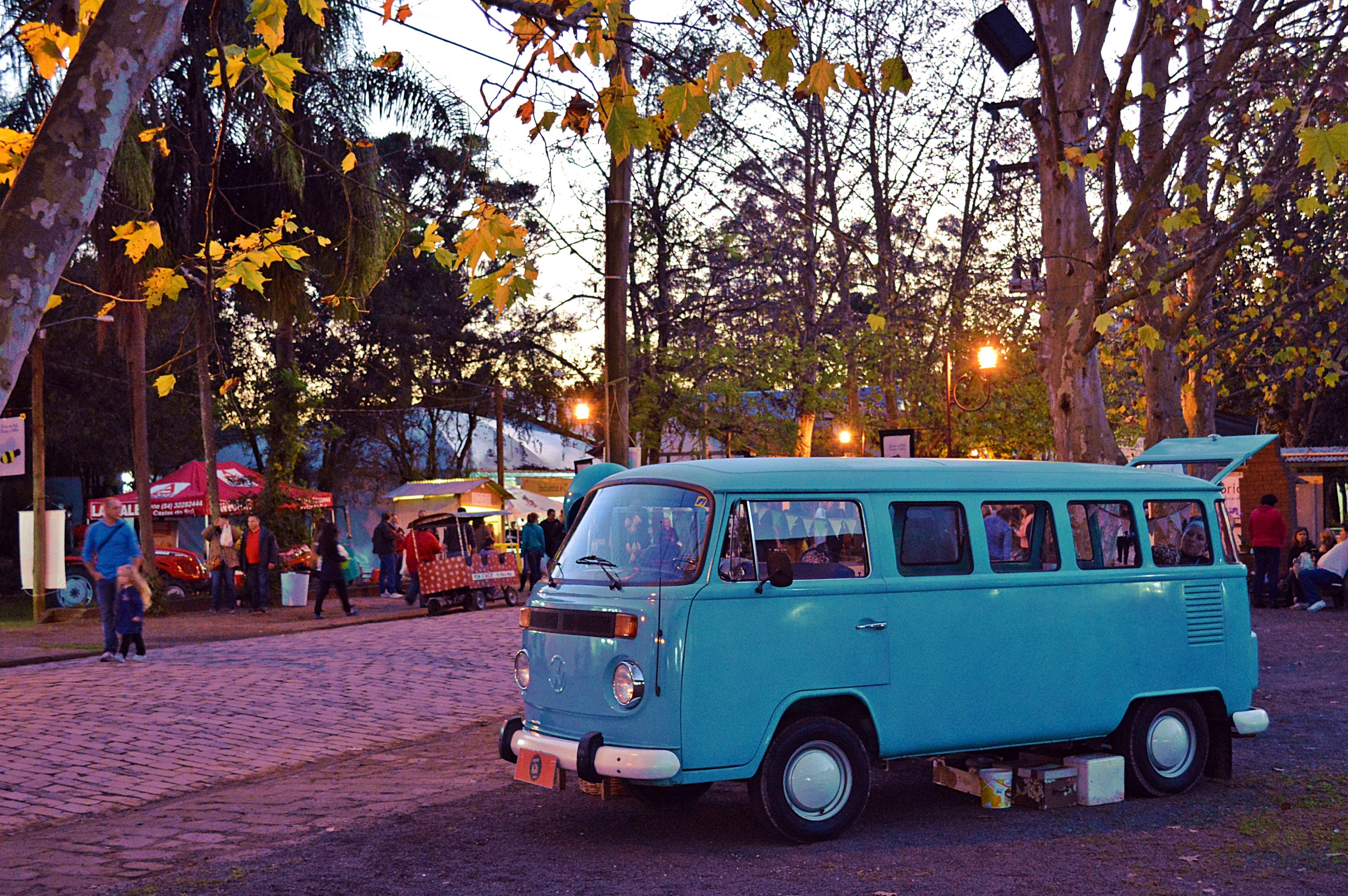 person travel van and police van 4k, HD Wallpaper