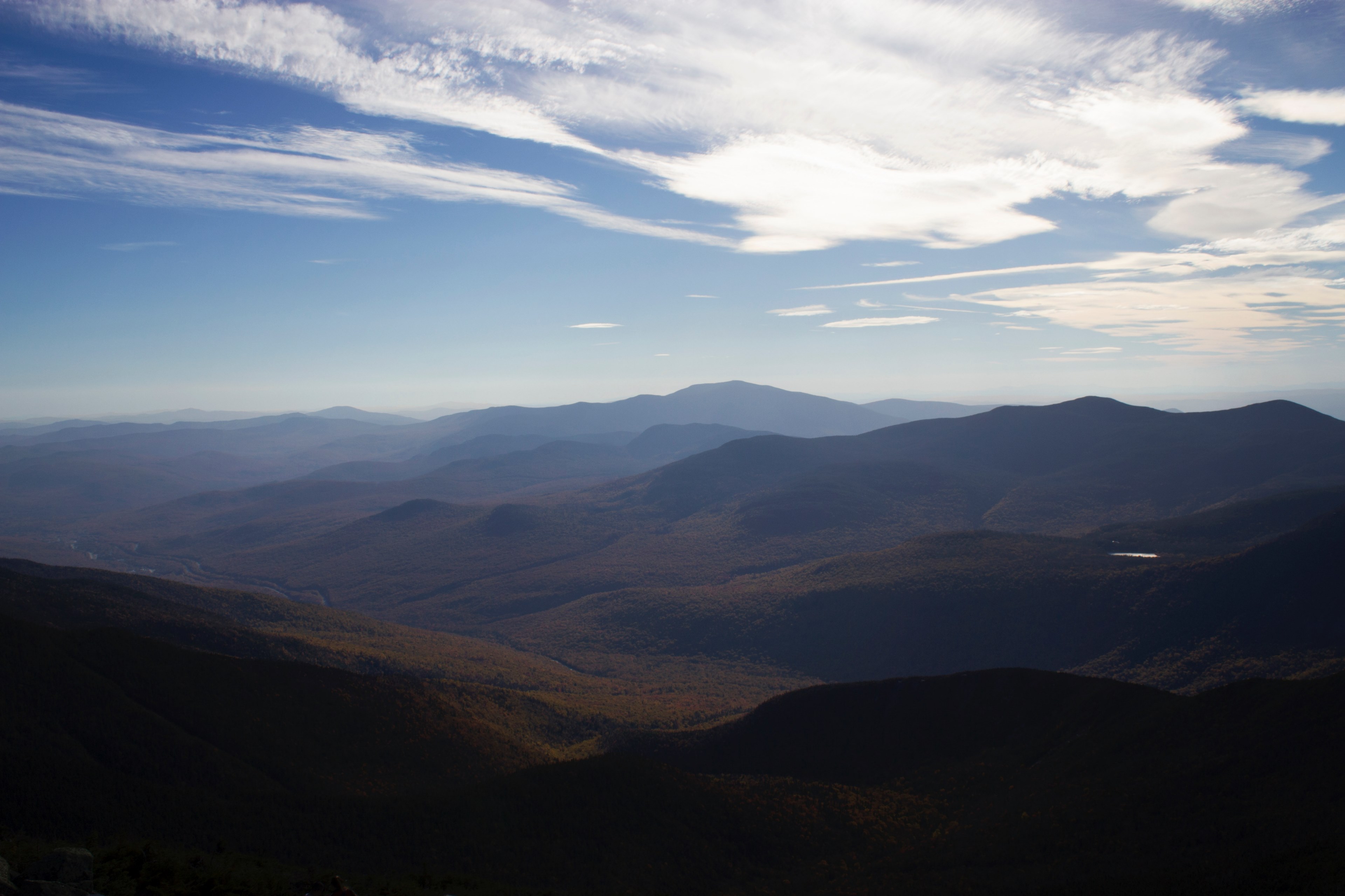 a hazy shot of undulating mountains on a cloudy day in franconia notch state park, mountain range mountain nature and landscape 4k, HD Wallpaper