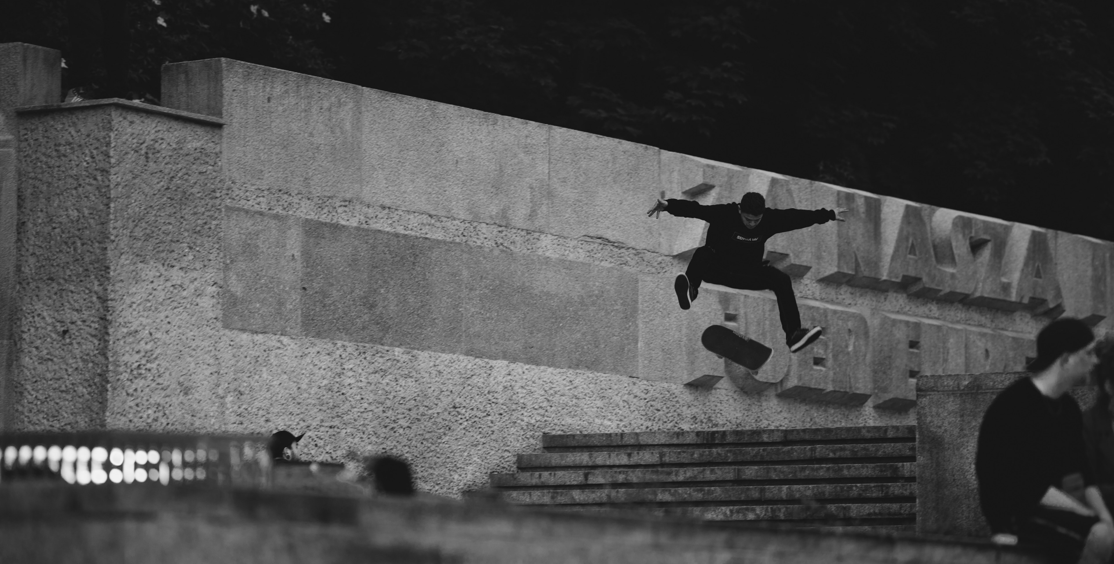 berlin outdoor sport and blackandwhite 4k, HD Wallpaper