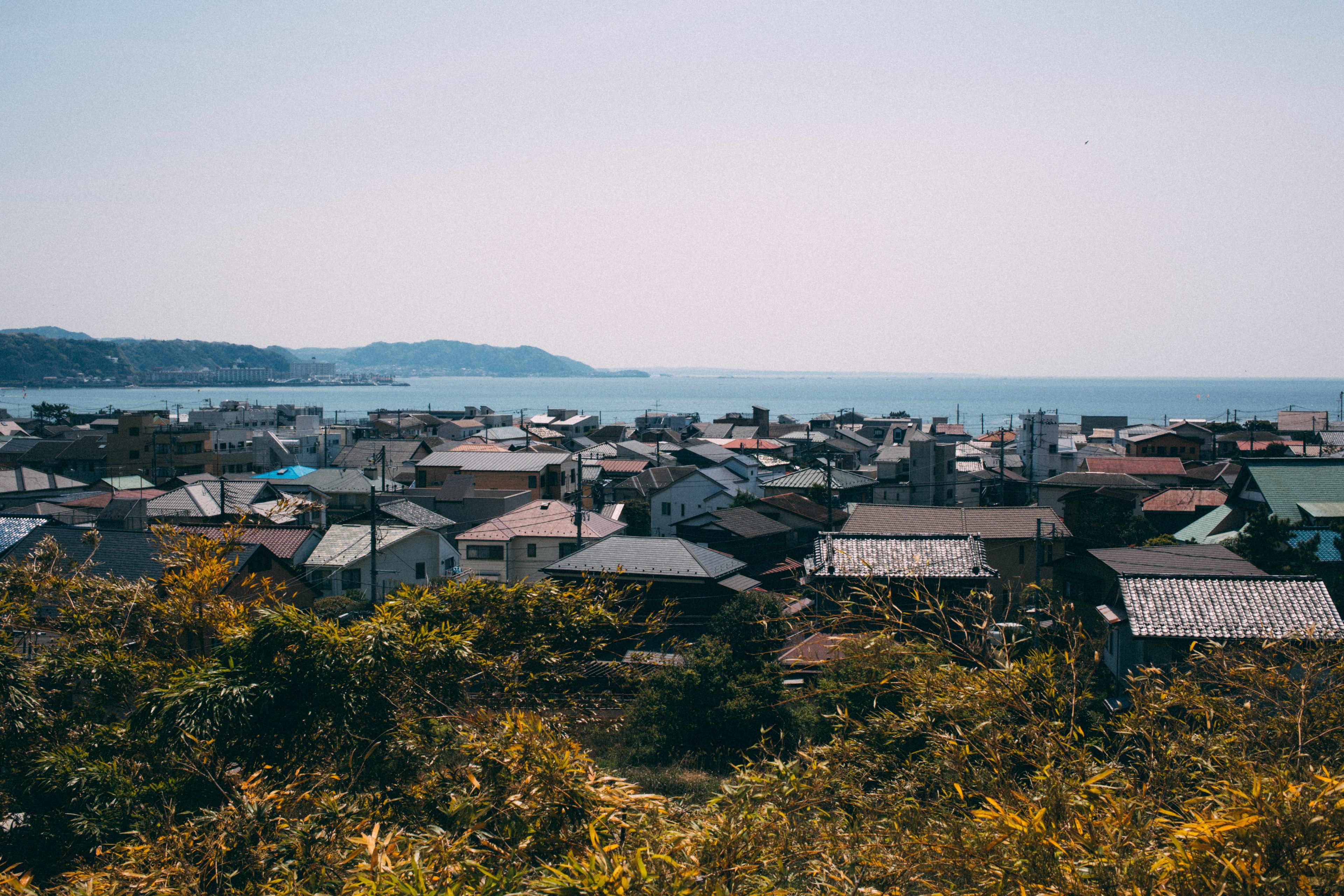 rooftop japan view and sea 4k, HD Wallpaper