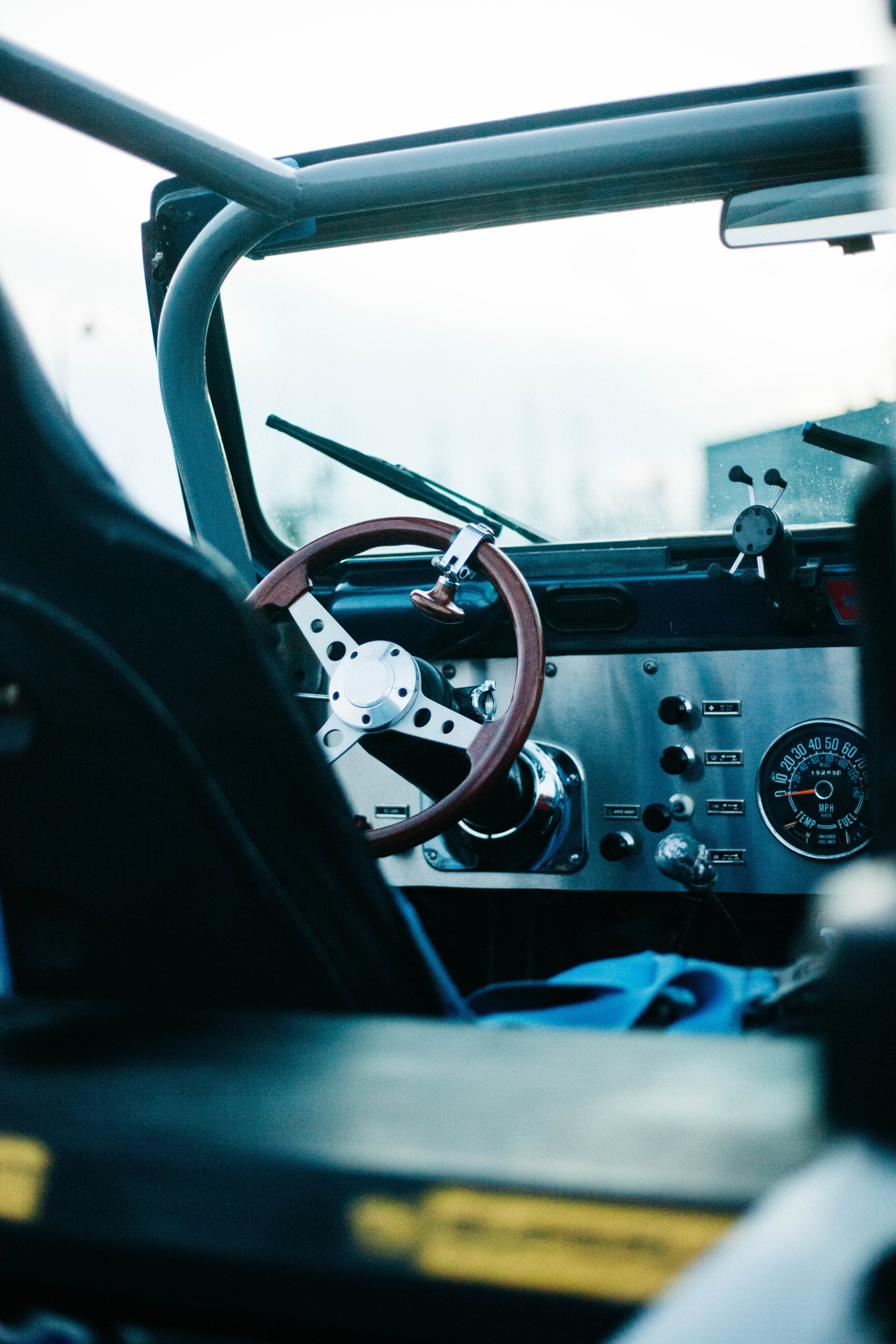 jeep steering wheel dashboard and car hd, 4k, Phone HD Wallpaper