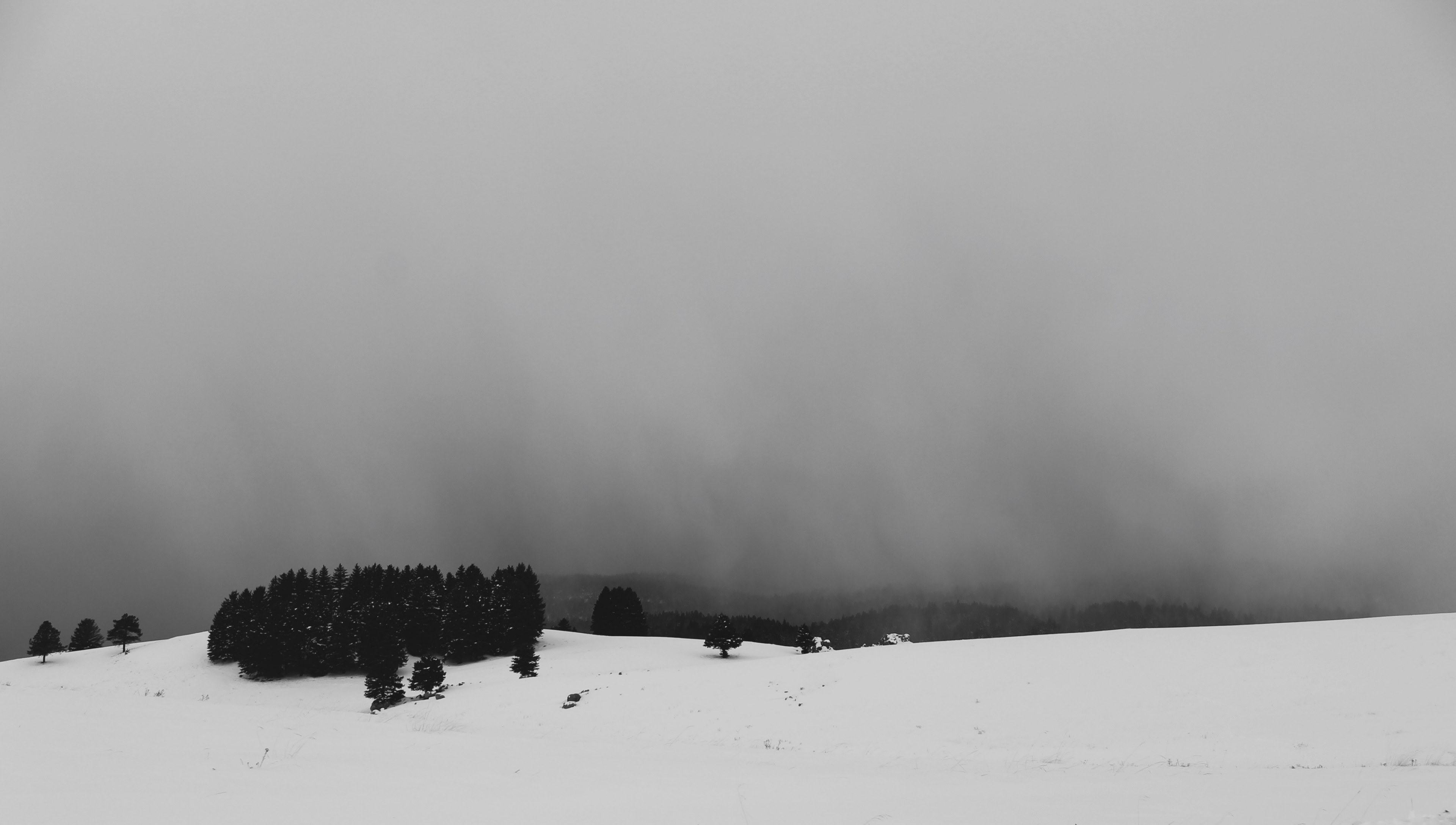 a black and white photo of mountains and snow covered fields in new mexico, winter mountains in new mexico 4k, HD Wallpaper