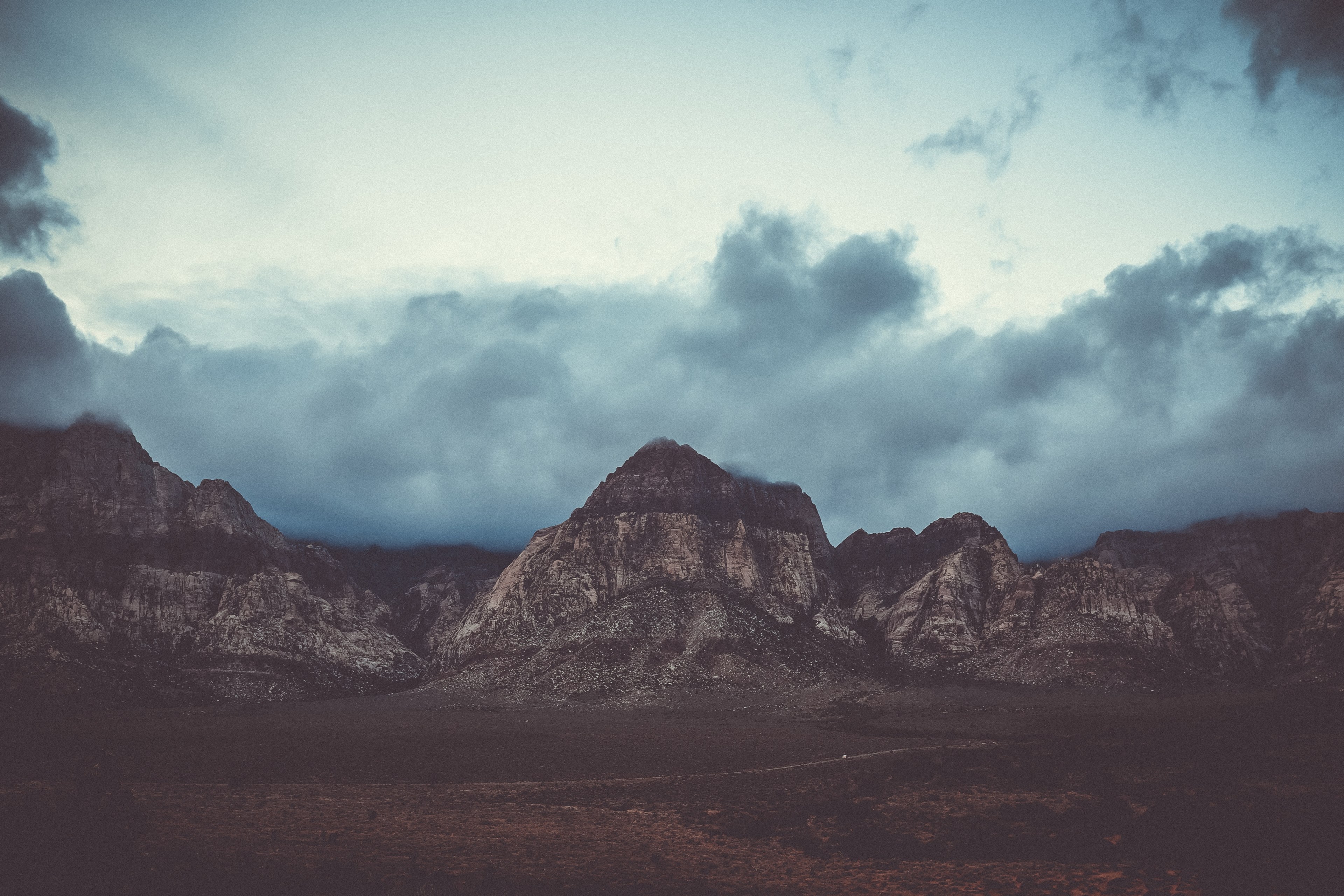 gray clouds gathering over rock formations in red rock canyon, red rock 4k, HD Wallpaper