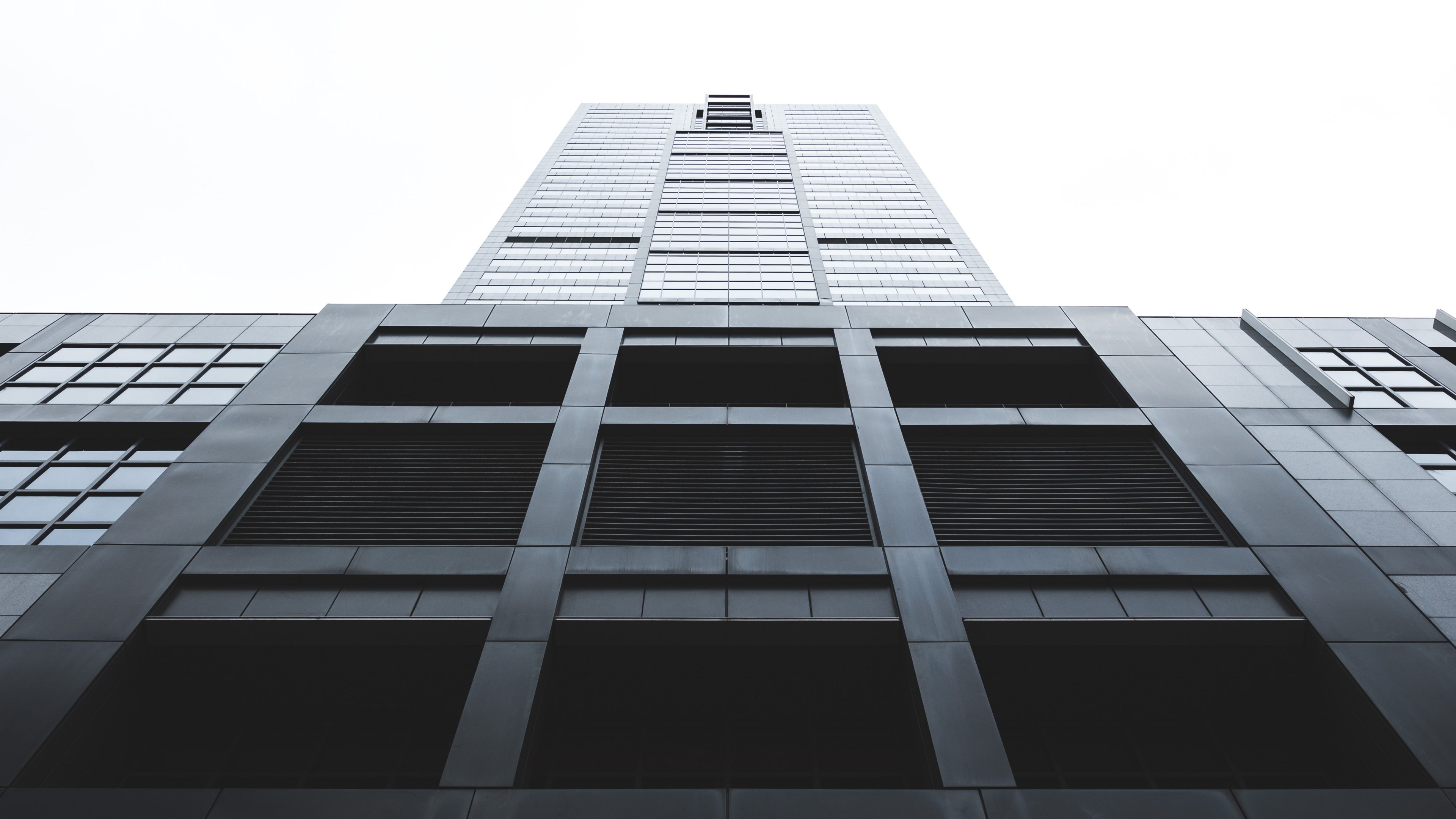 the black facade of a skyscraper in melbourne, black melbourne skyscraper 4k, HD Wallpaper