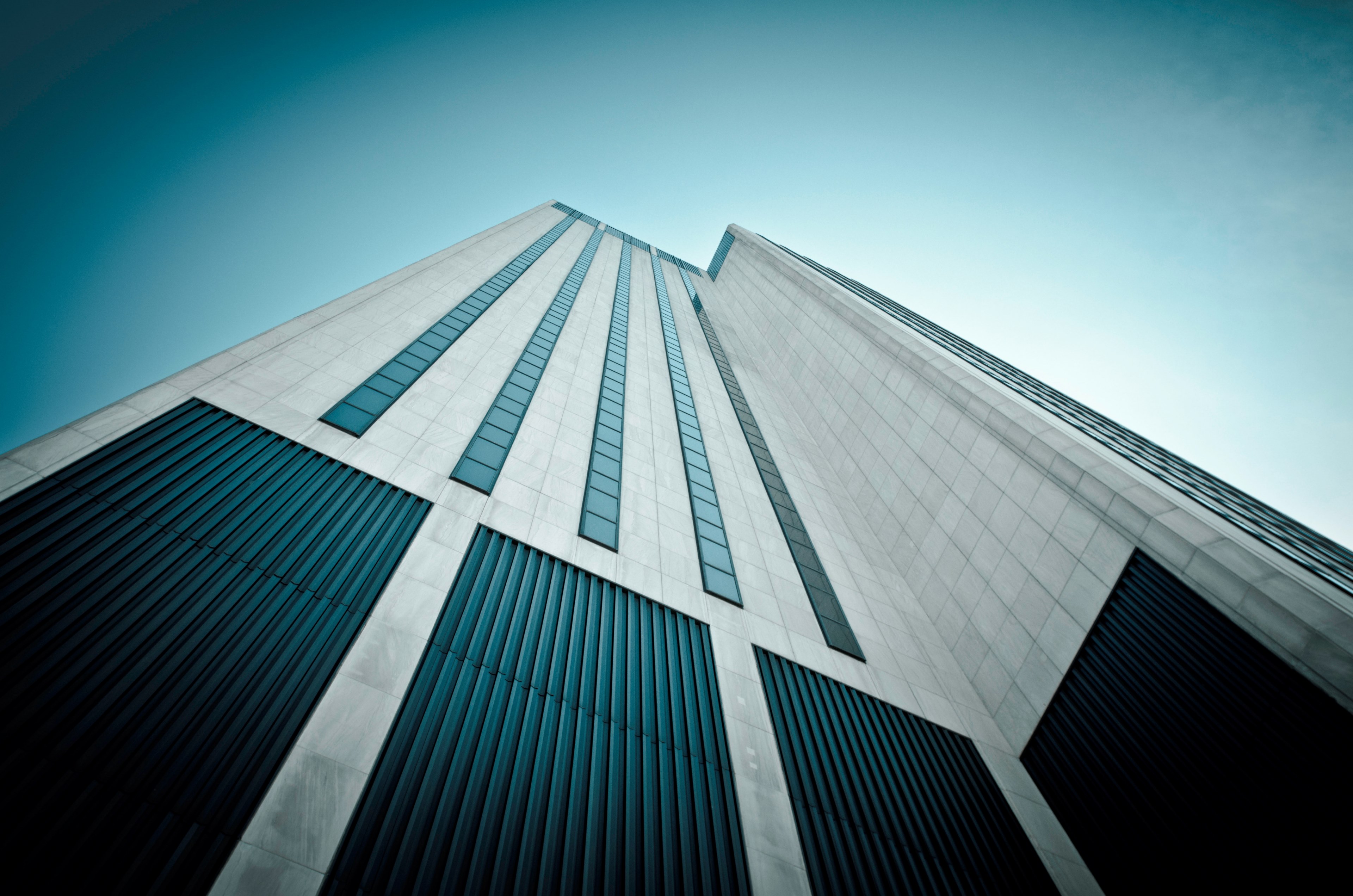 a low angle shot of a white tiled skyscraper facade with small windows, tiled skyscraper facade 4k, HD Wallpaper