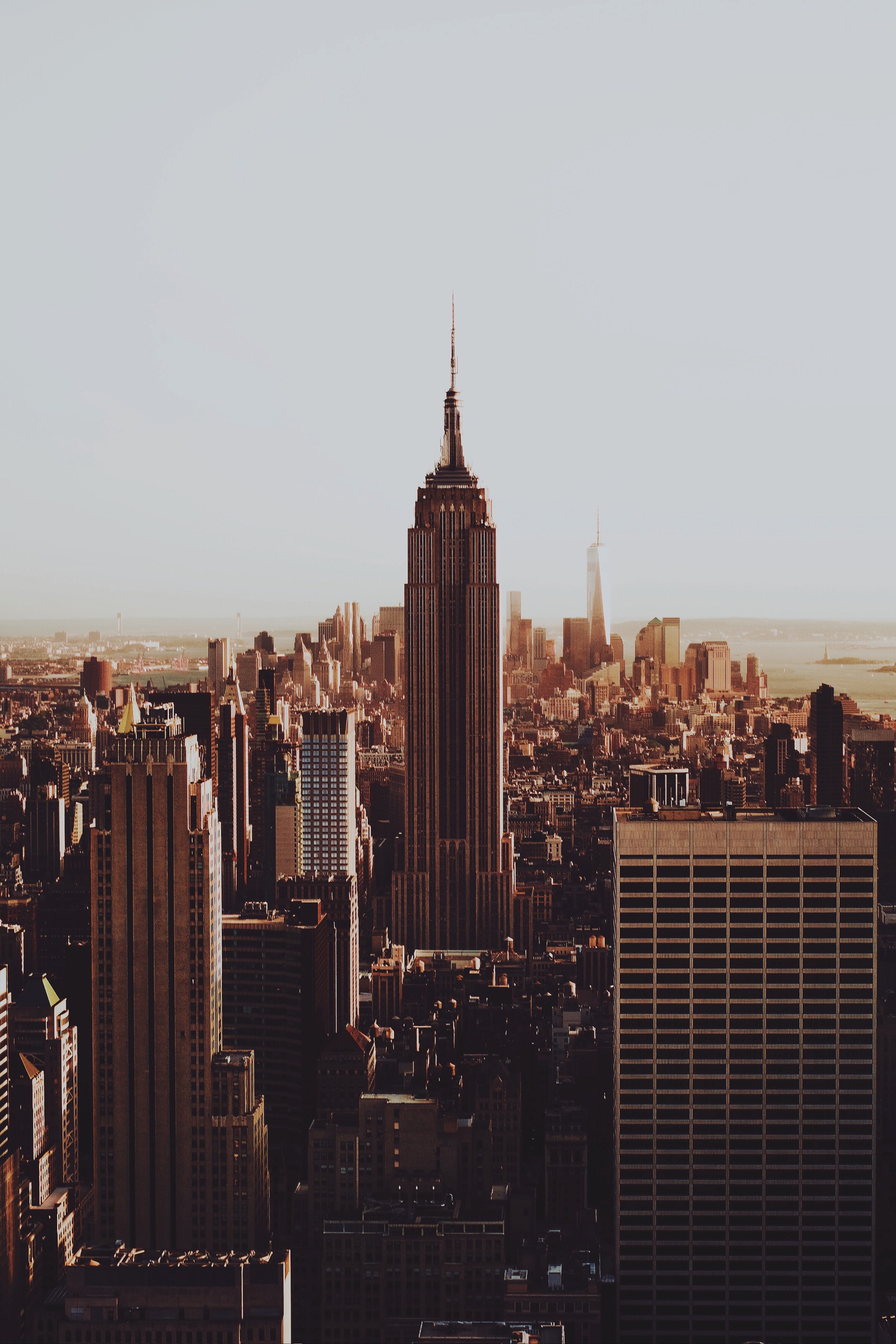 the empire state building against the skyline of new york, empire 4k, Phone HD Wallpaper