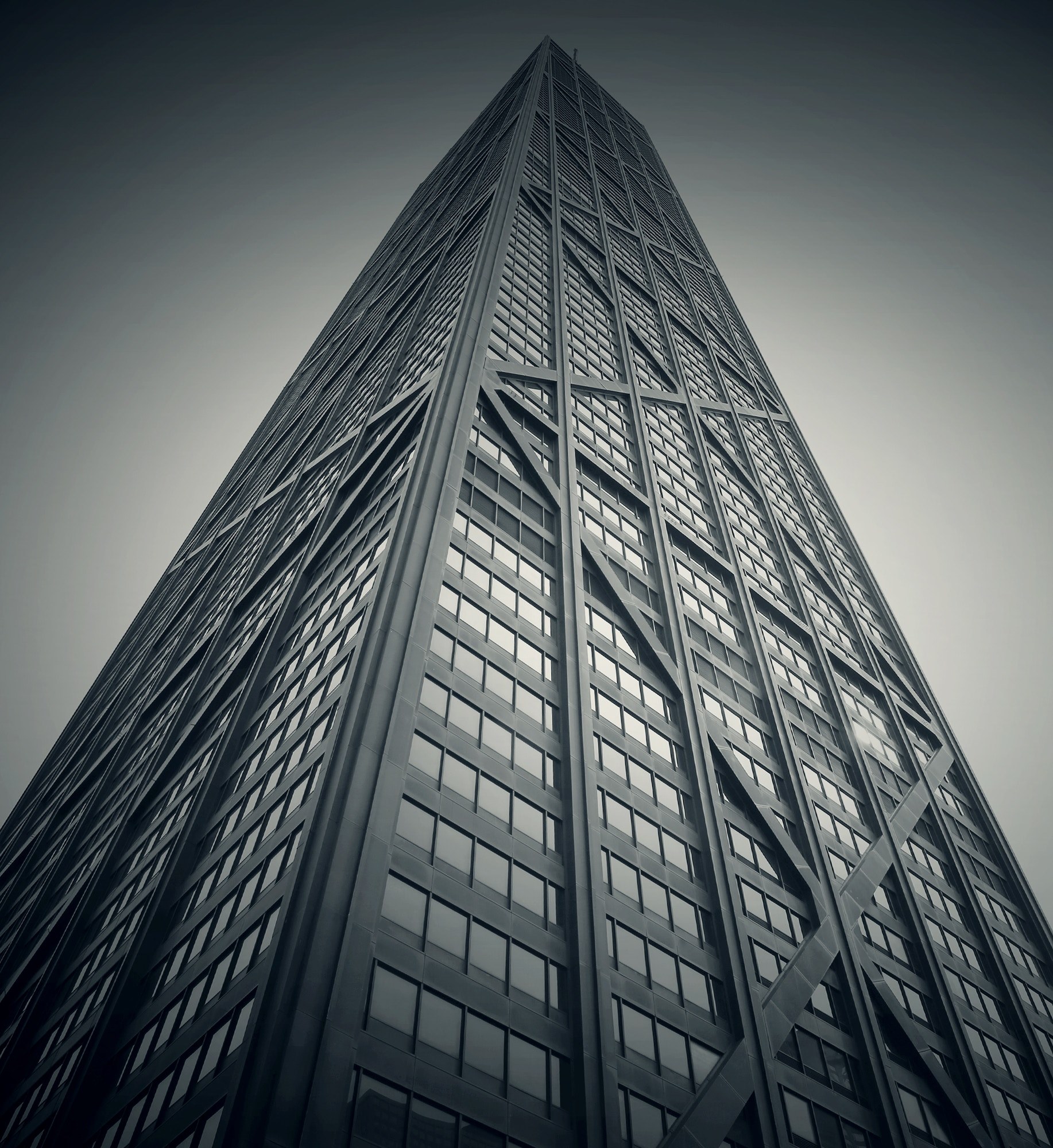 a desaturated shot of a tall skyscraper, criss cross skyscraper wall 4k, Phone HD Wallpaper