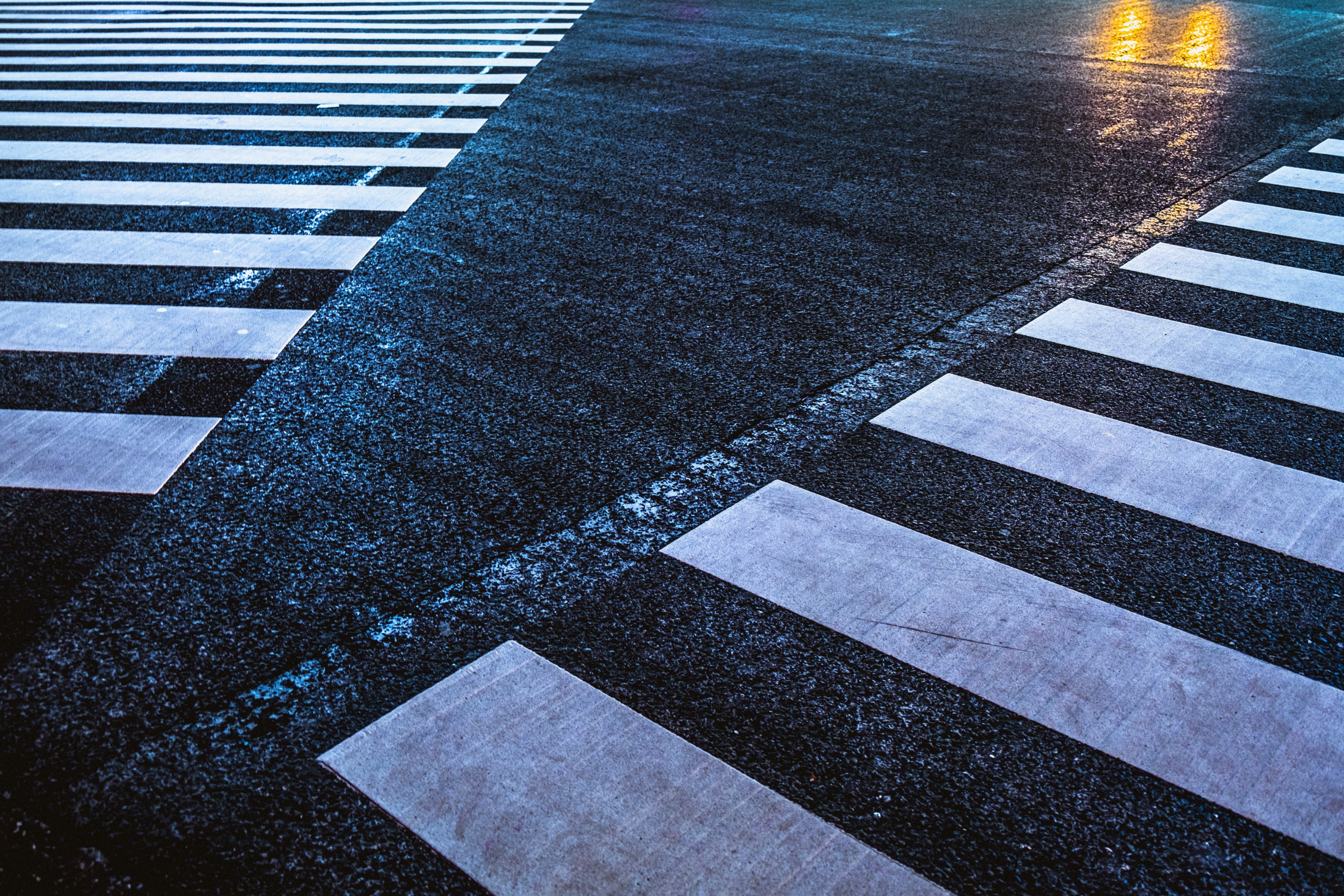 bright lights reflected in the wet asphalt near a crosswalk in tokyo, wet crosswalk 4k, HD Wallpaper
