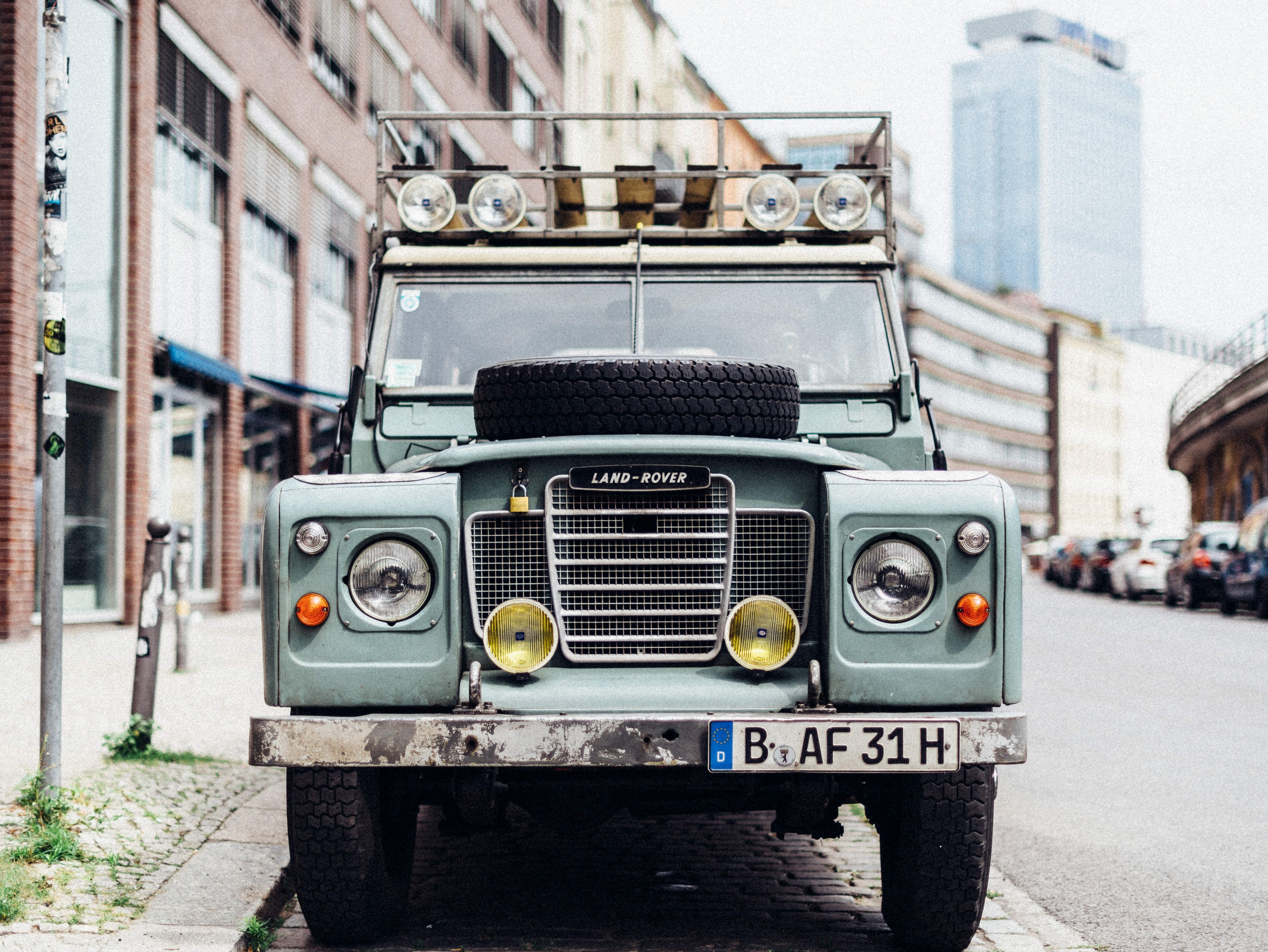 land rover truck vehicle and wheel 4k, HD Wallpaper