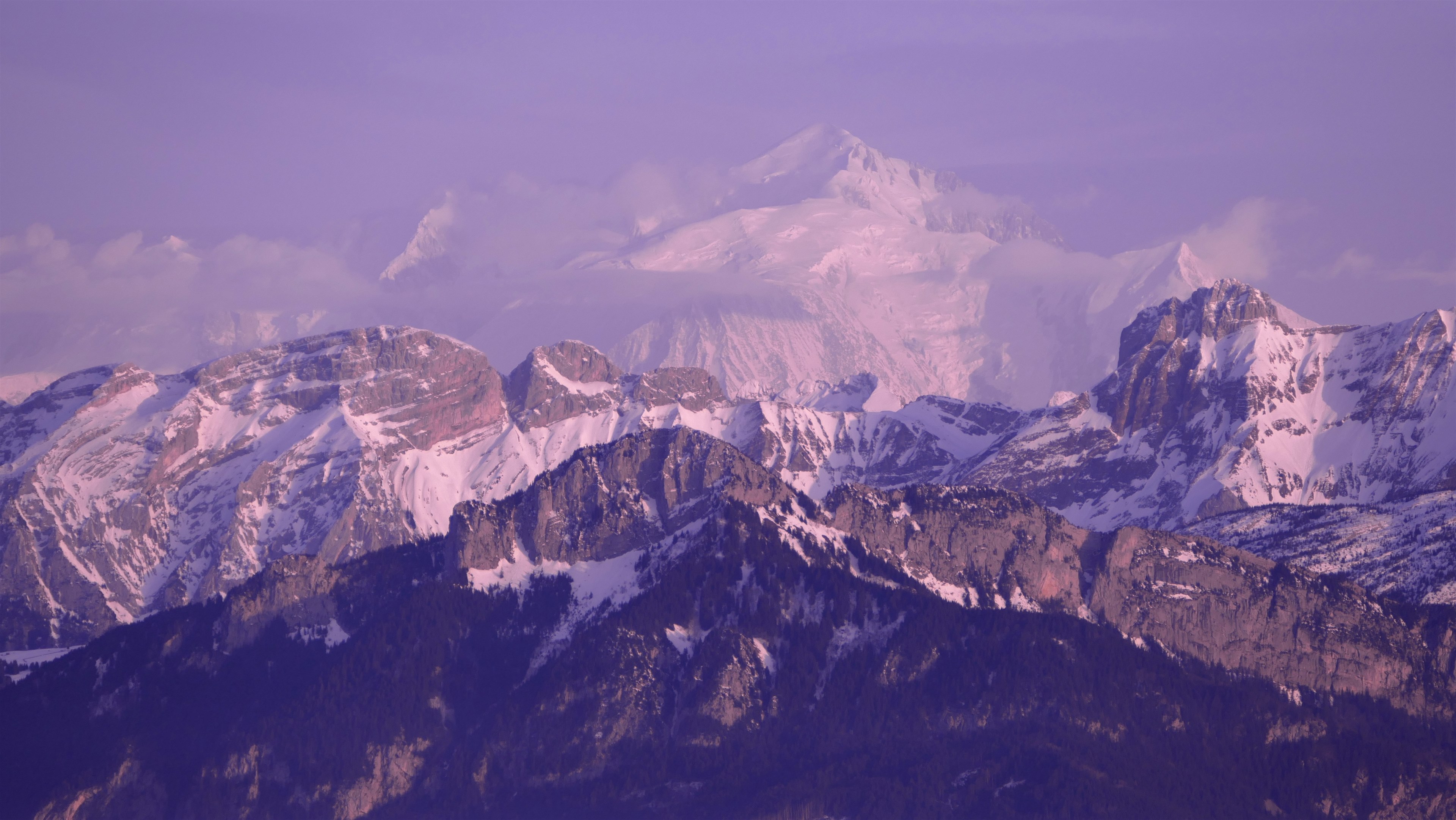 a purple hued shot of the mighty mont blanc towering over granite ridges, mont blanc from salve 4k, HD Wallpaper