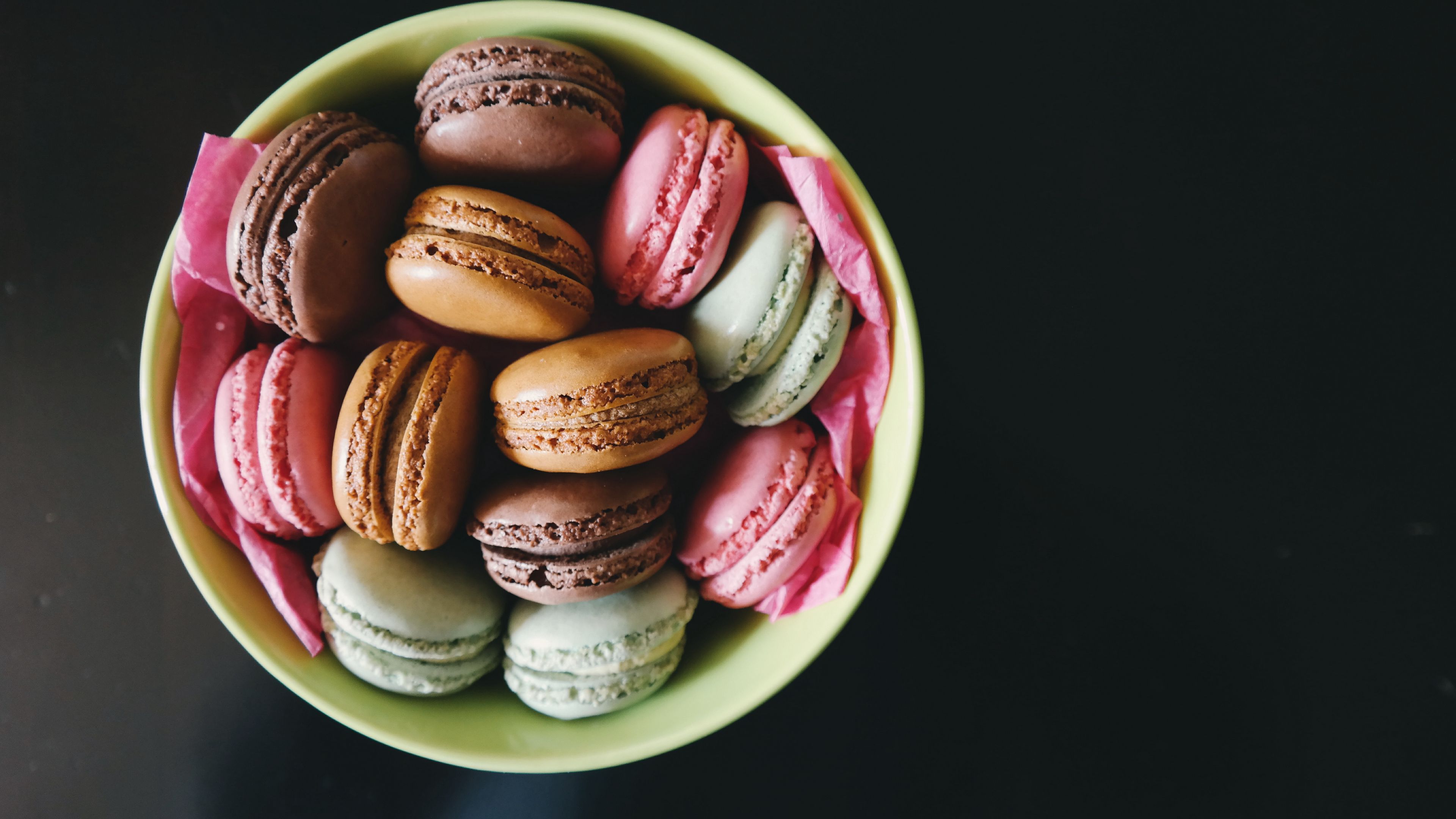macaron, almond cookies, dessert, 4k, HD Wallpaper