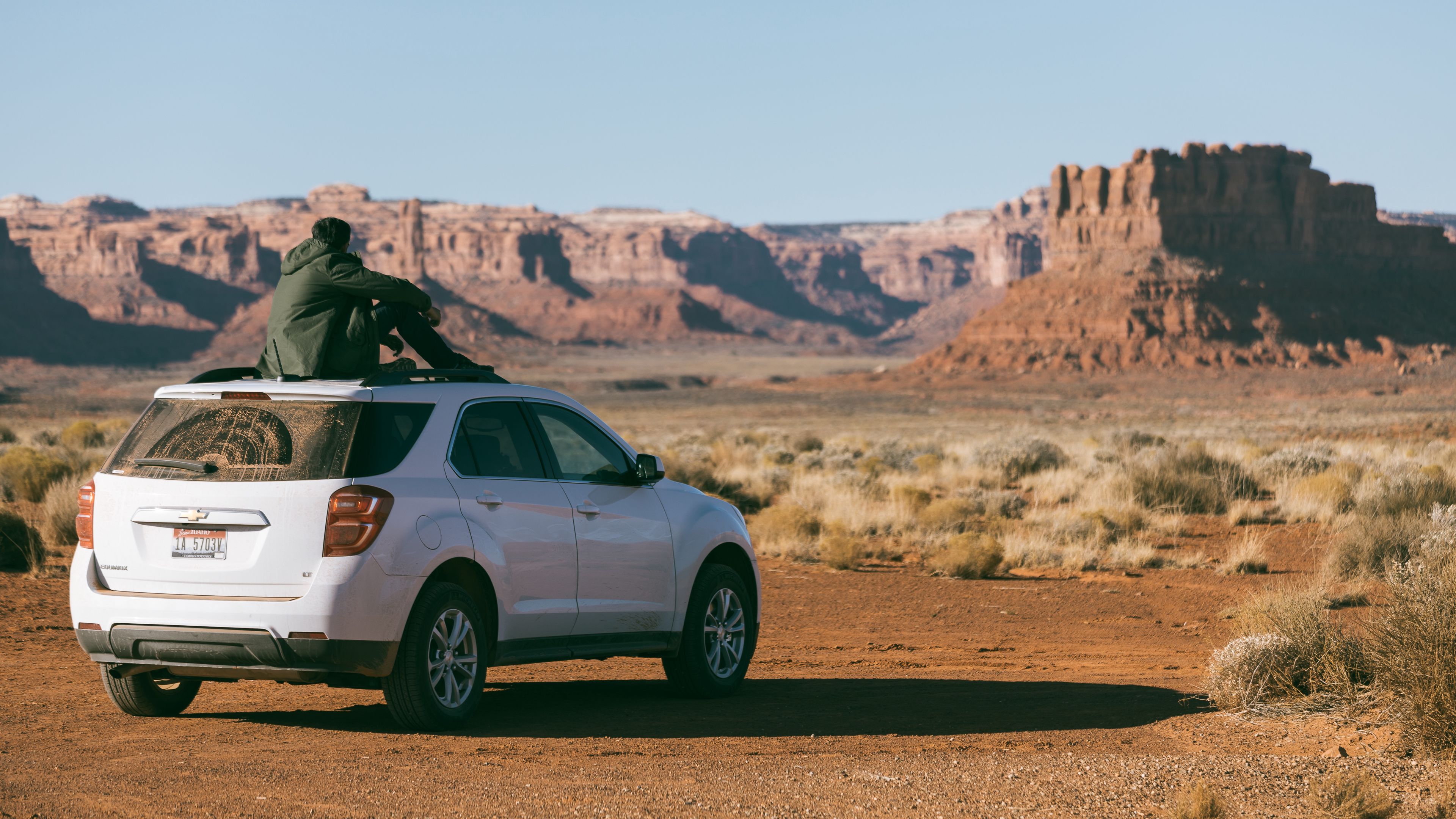 chevrolet equinox, people, valley, lonely, mountains, 4k, HD Wallpaper