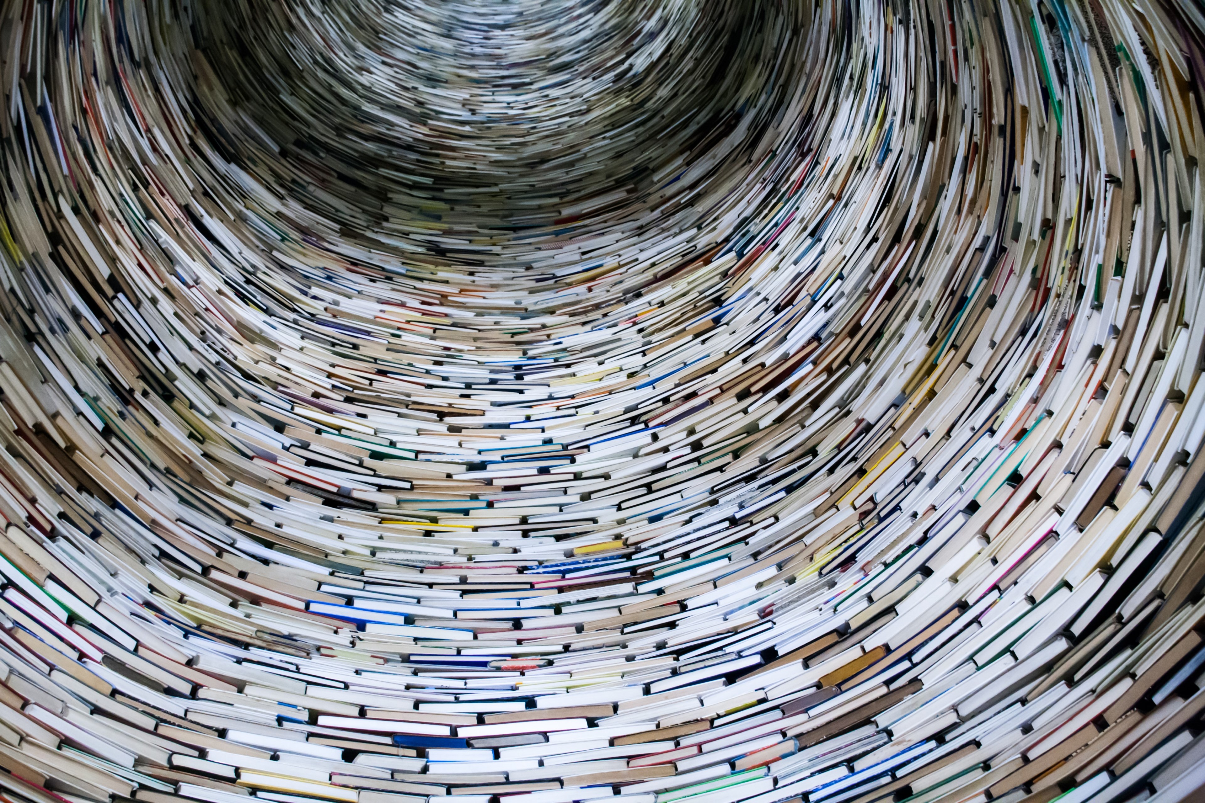 a round circle made up of books looking like a tunnel, simply books_ 4k, HD Wallpaper