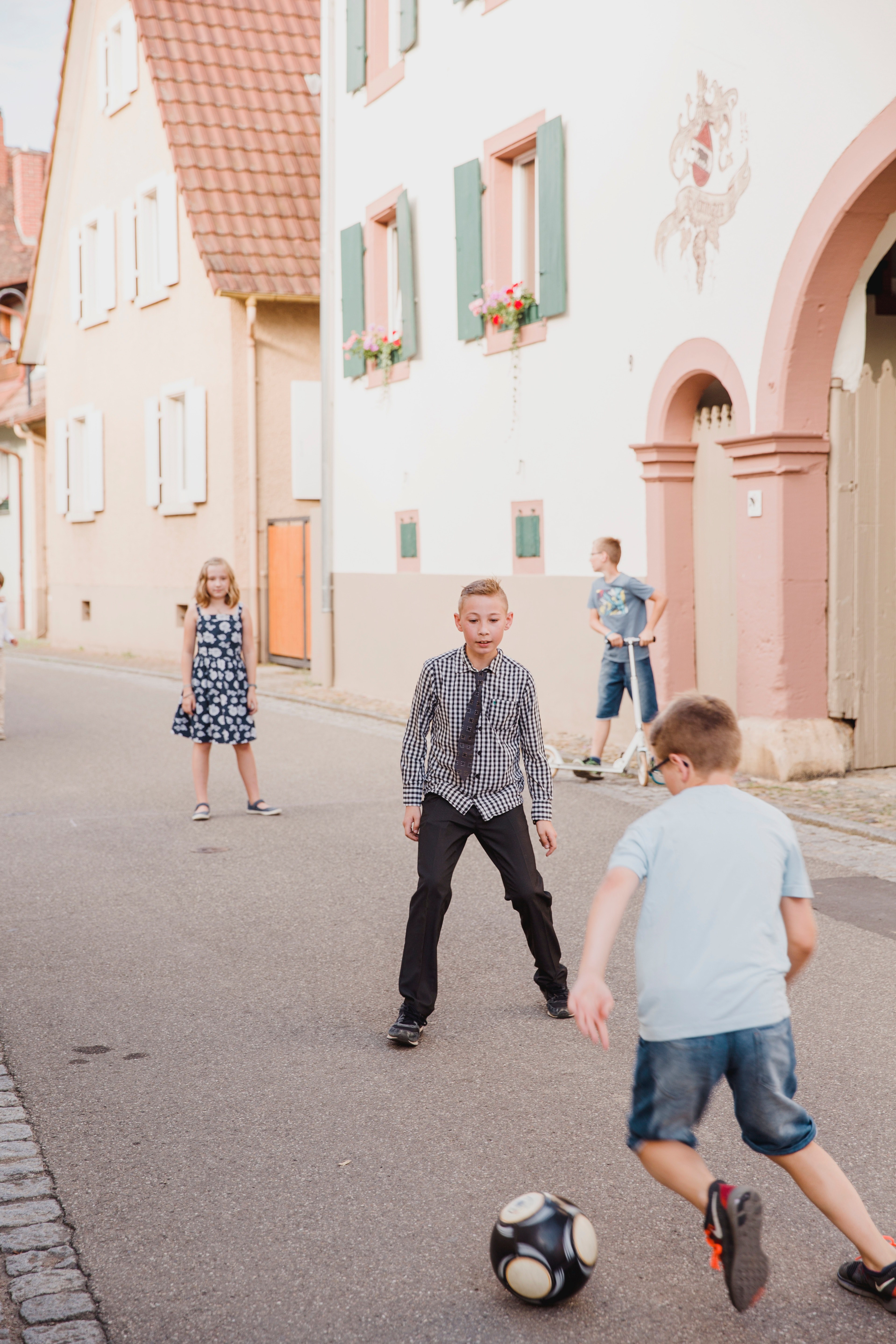 town germany europe and child hd, 4k, Phone HD Wallpaper