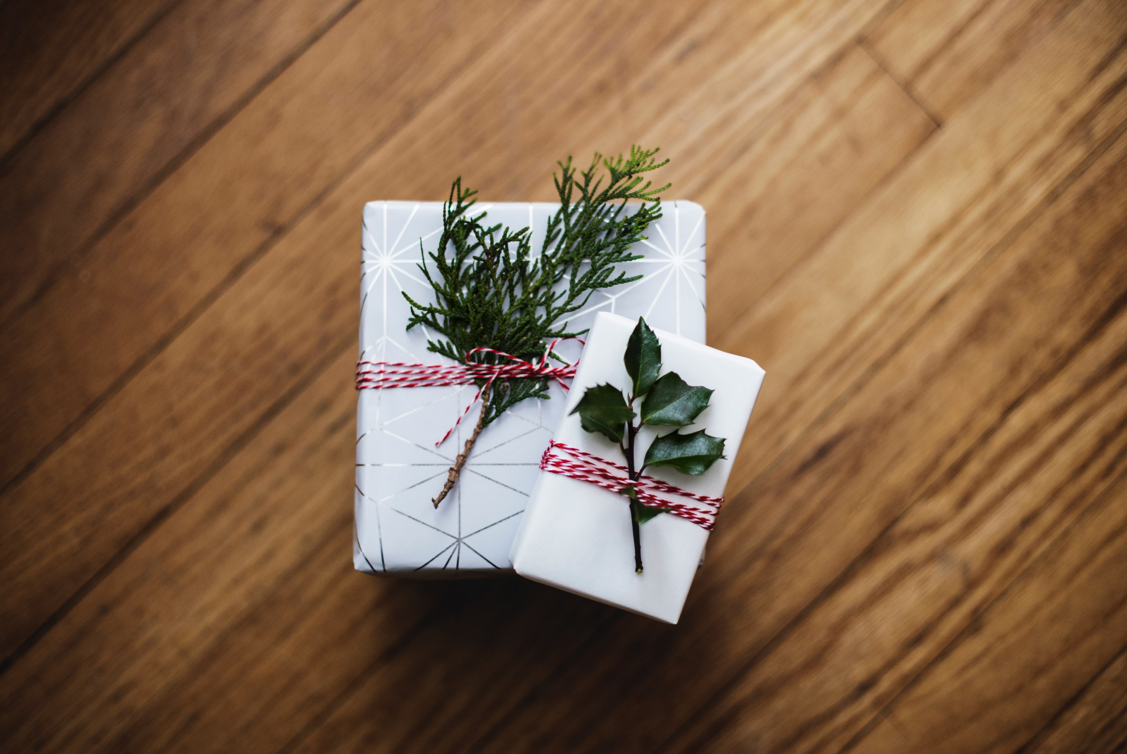 parcel gift foliage and string 4k, HD Wallpaper