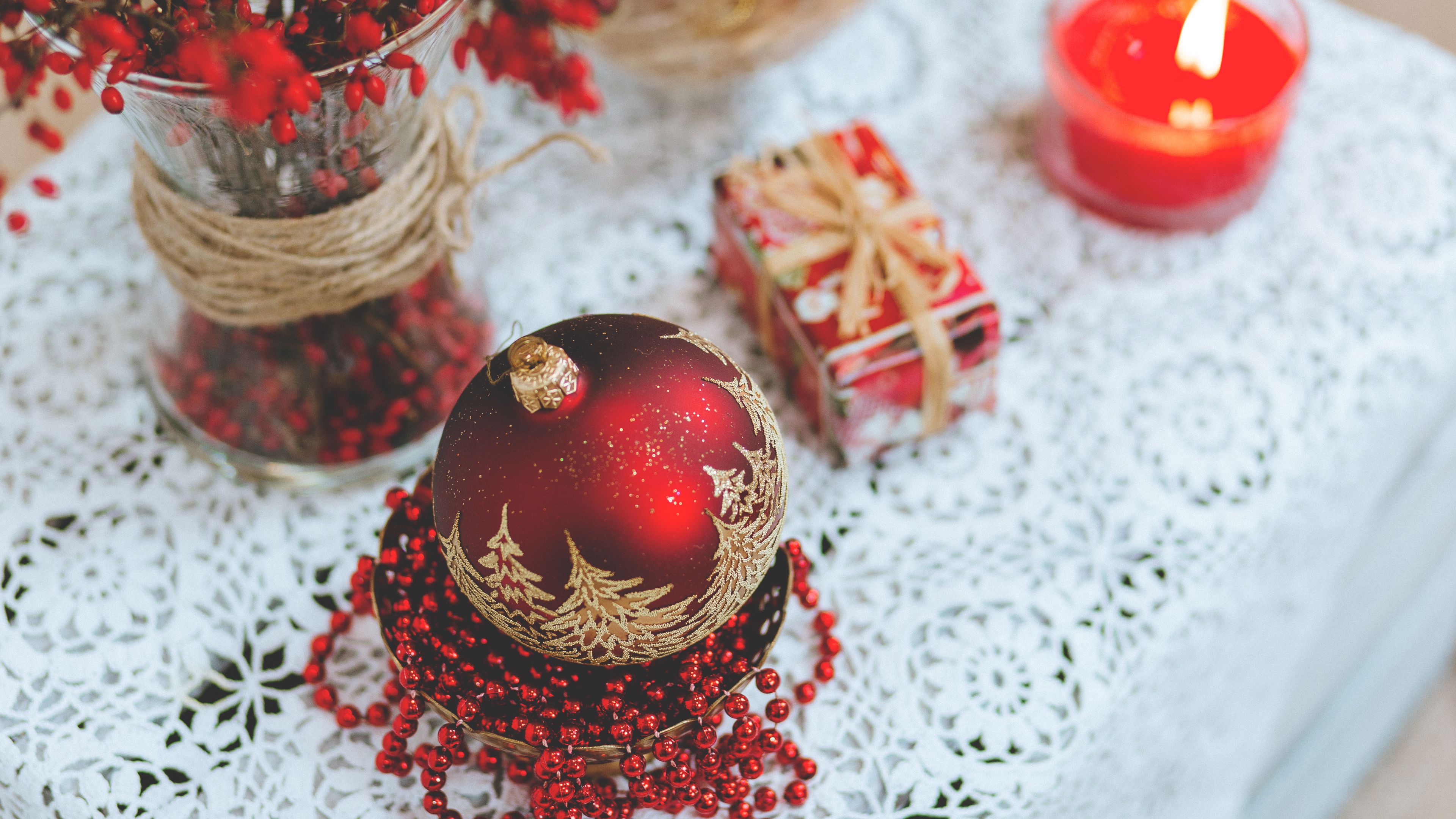 christmas decorations, ball, candle, gift, 4k, HD Wallpaper