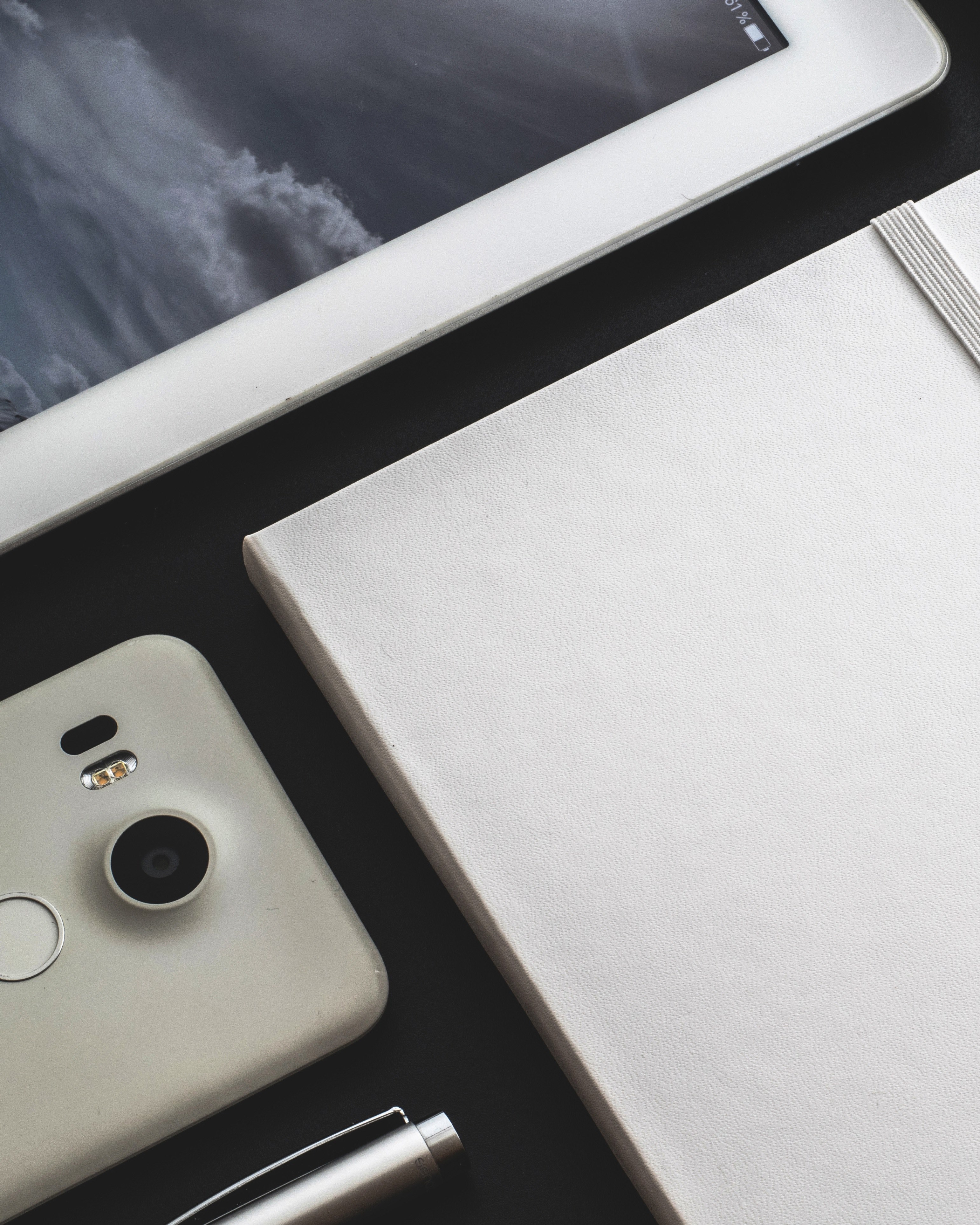 modern minimal business and device hd, 4k, Phone HD Wallpaper