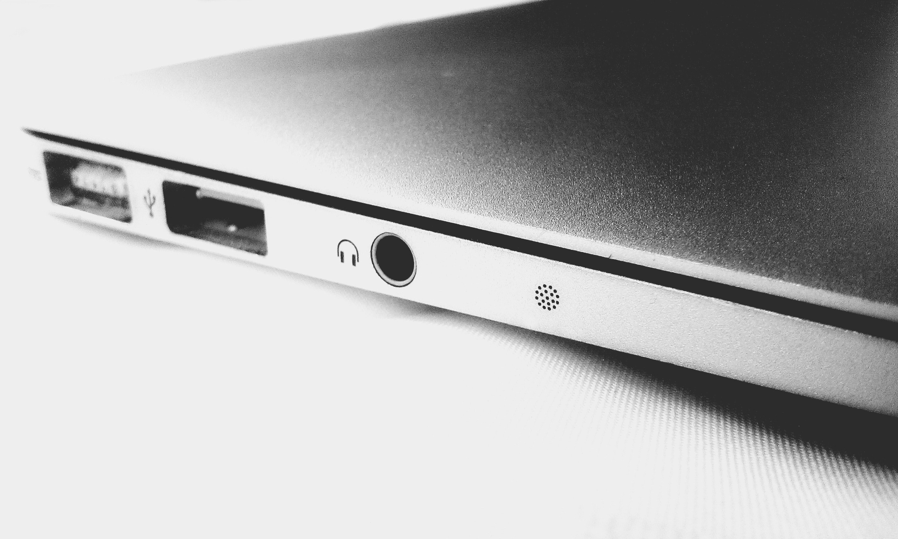 electronic network button and notebook 4k, HD Wallpaper