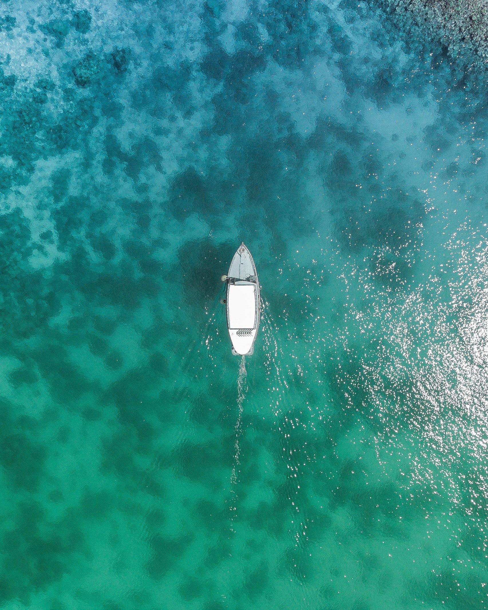 boat arieal drone and water hd, 4k, Phone HD Wallpaper