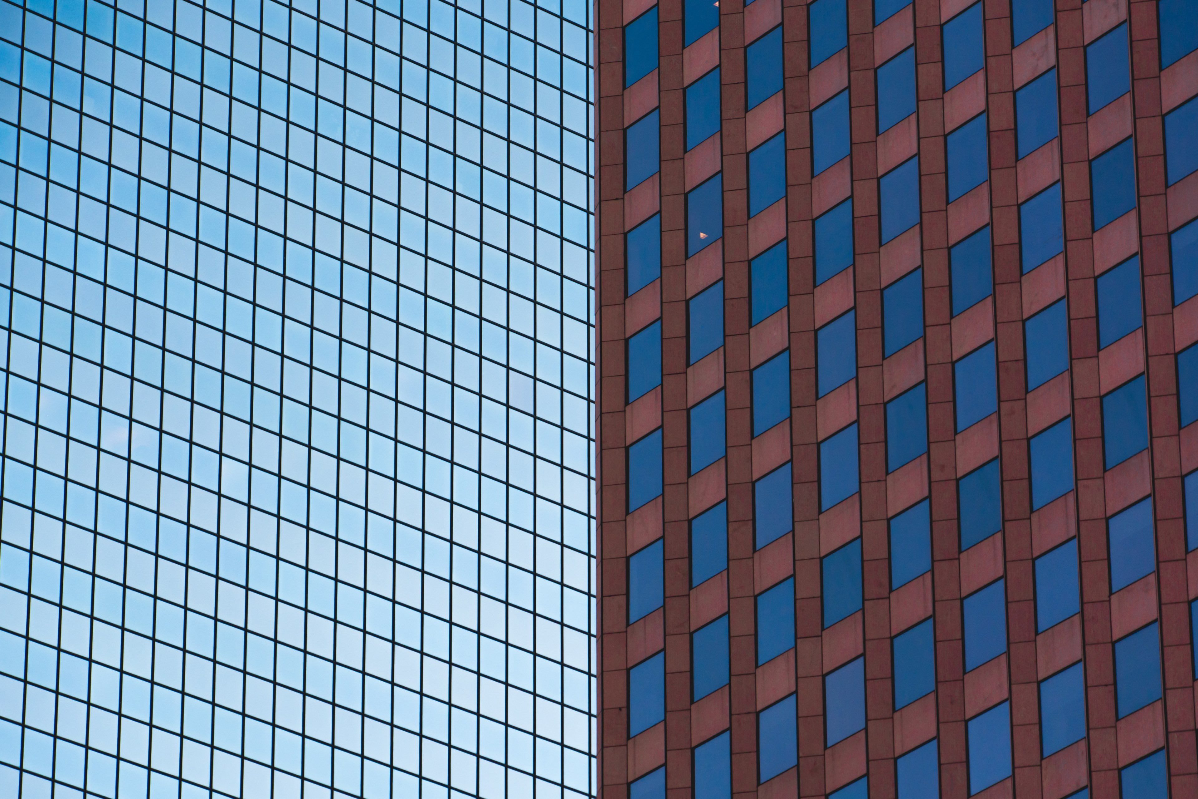 geometrical patterns formed by the edifices of two buildings, honeycomb window pattern 4k, HD Wallpaper