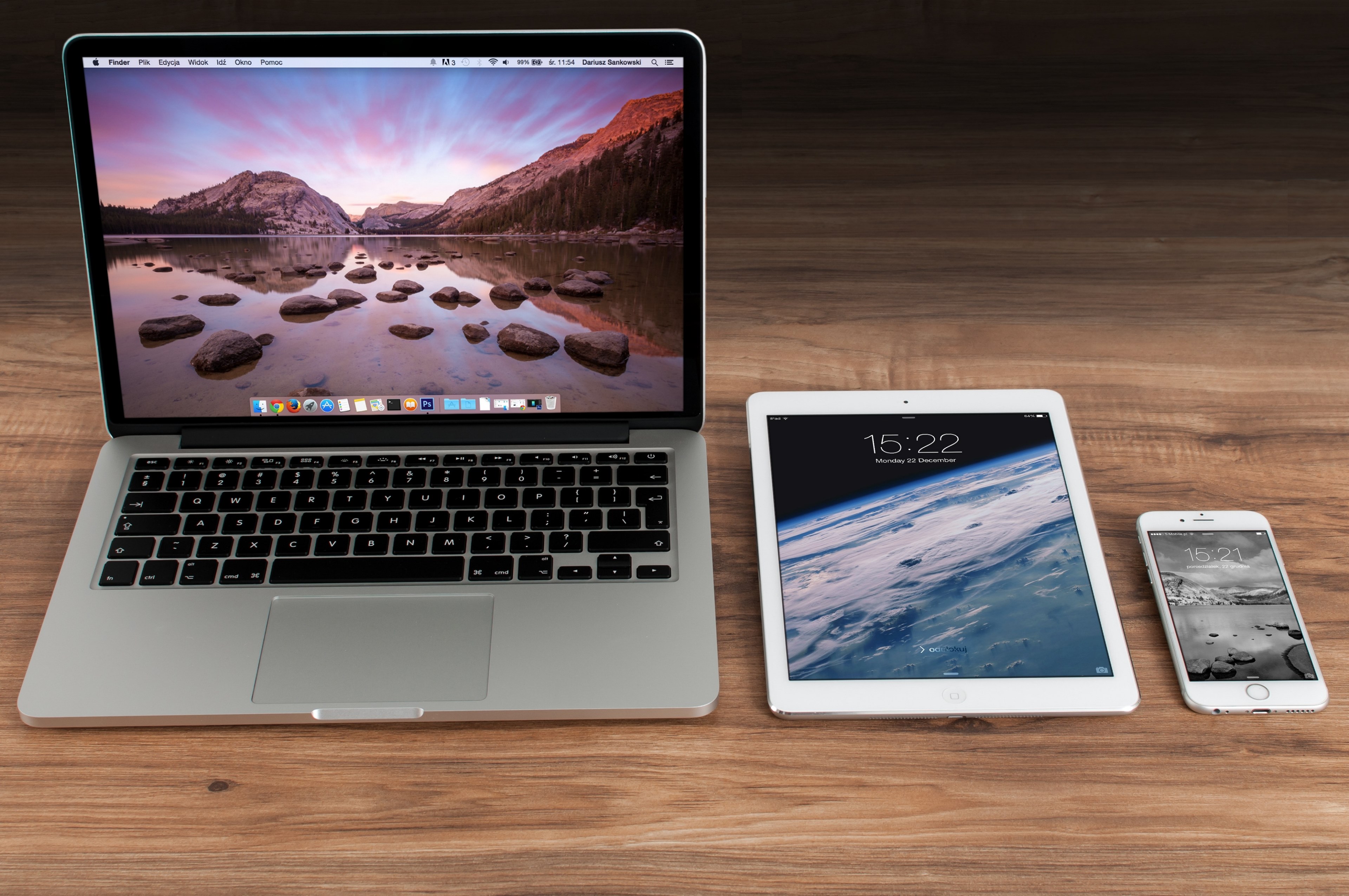 a laptop next to a tablet next to a smartphone, _laptop tablet smartphone 4k, HD Wallpaper