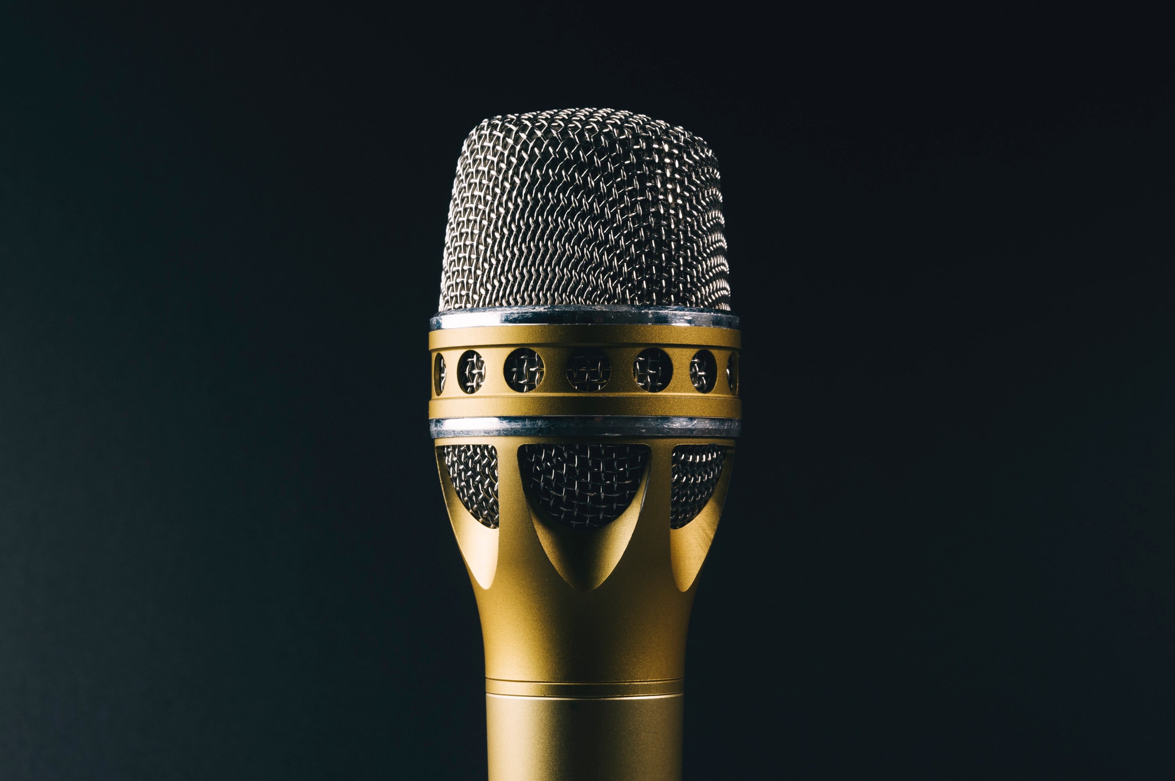 a close up of a microphone in a golden casing, golden microphone 4k, HD Wallpaper