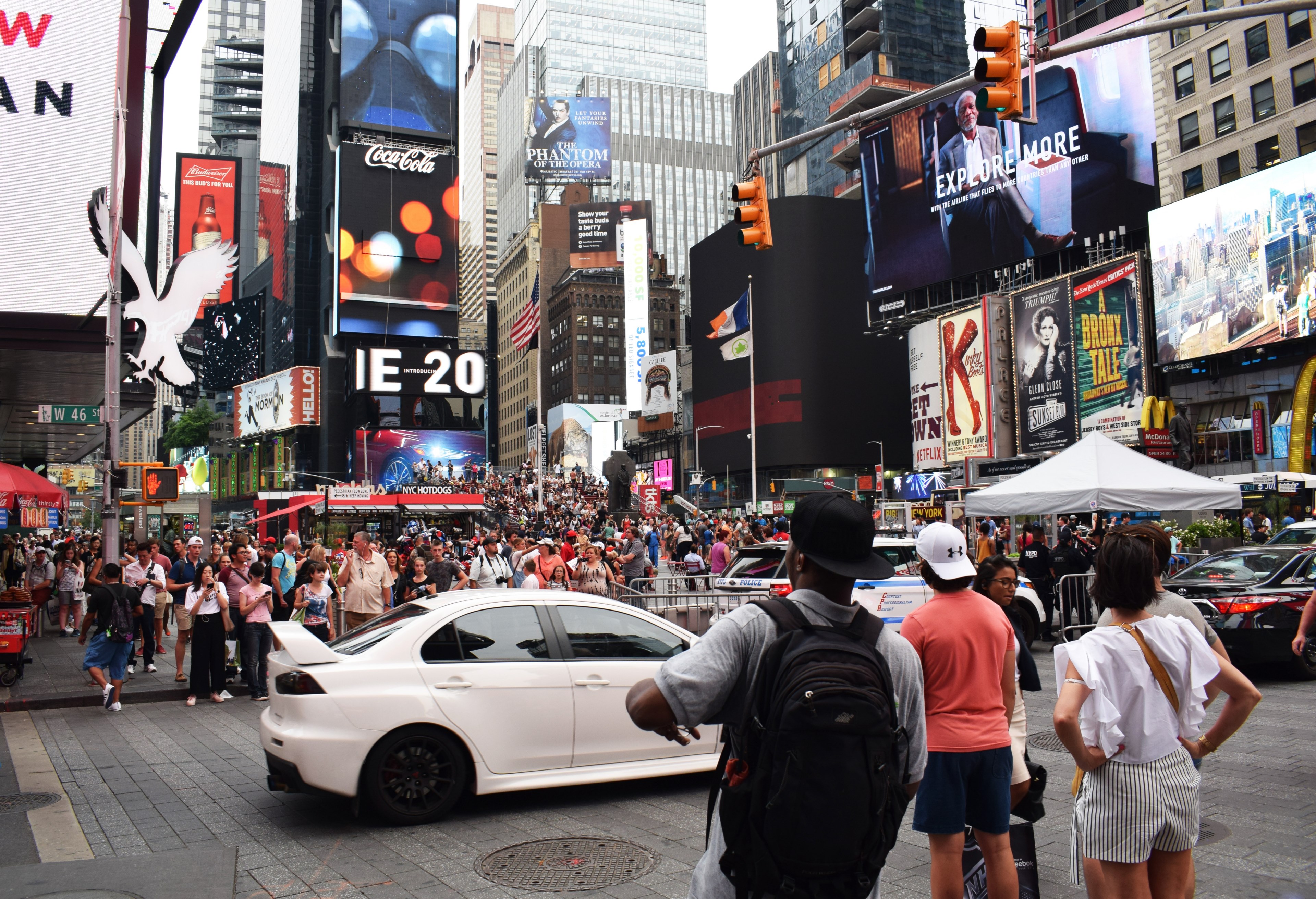 person times square architecture and urban 4k, HD Wallpaper