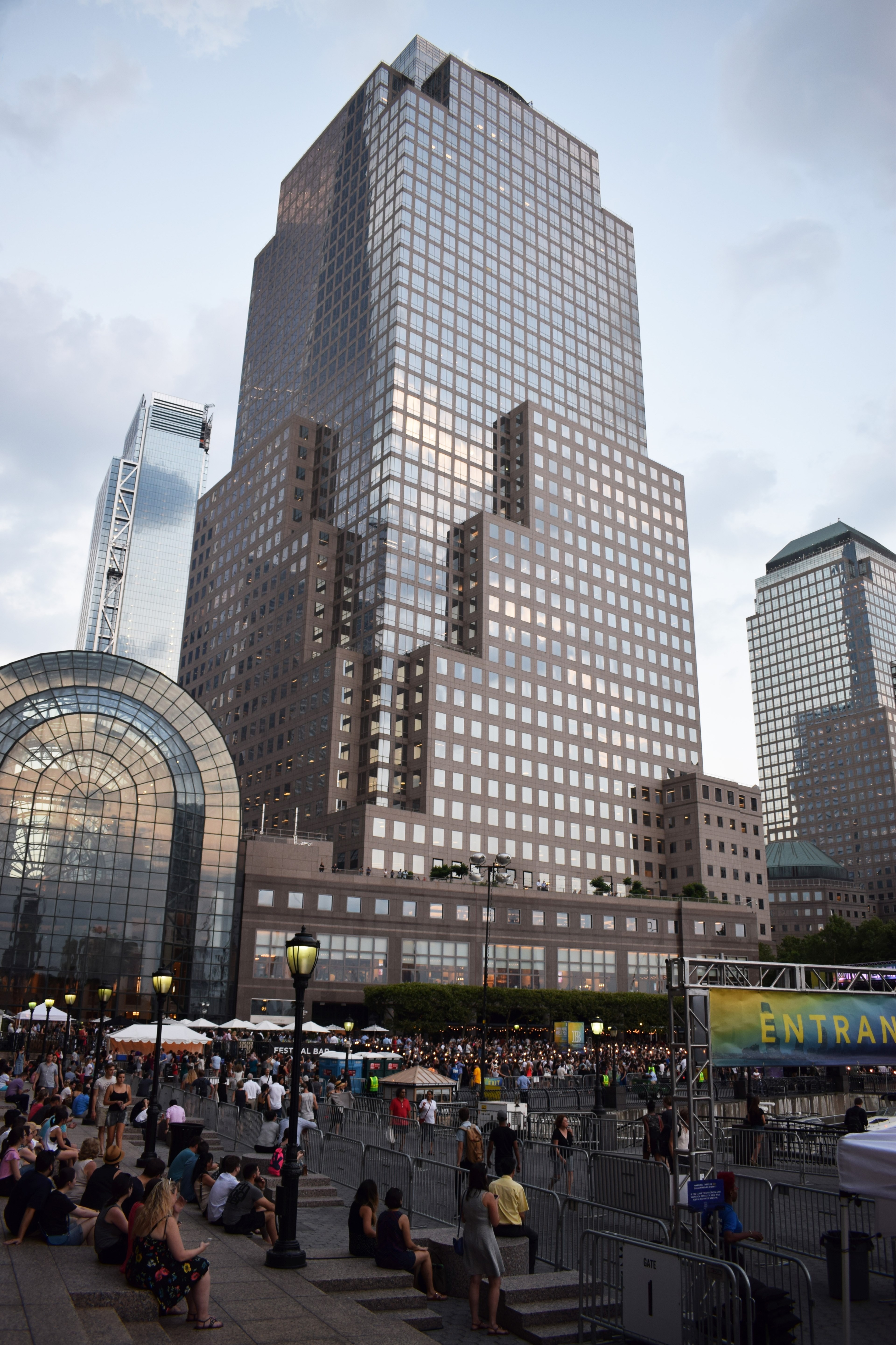 building architecture urban and street life hd, 4k, Phone HD Wallpaper