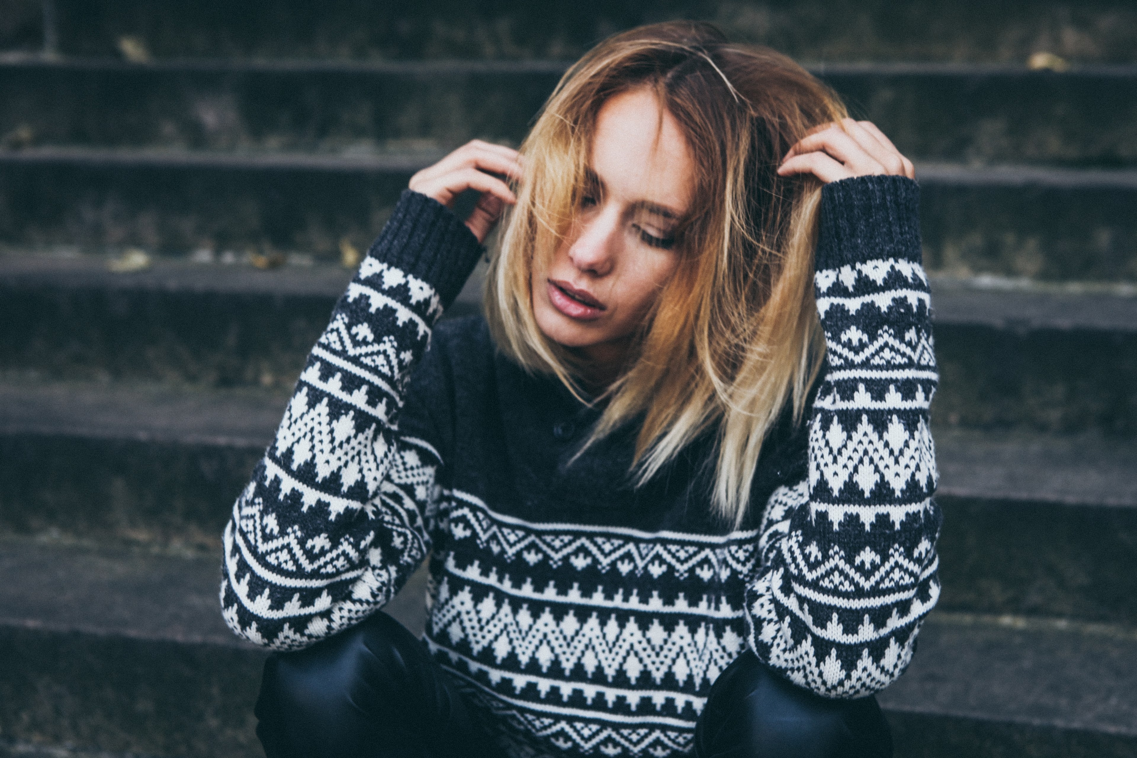 woman female caucasian and steps 4k, HD Wallpaper