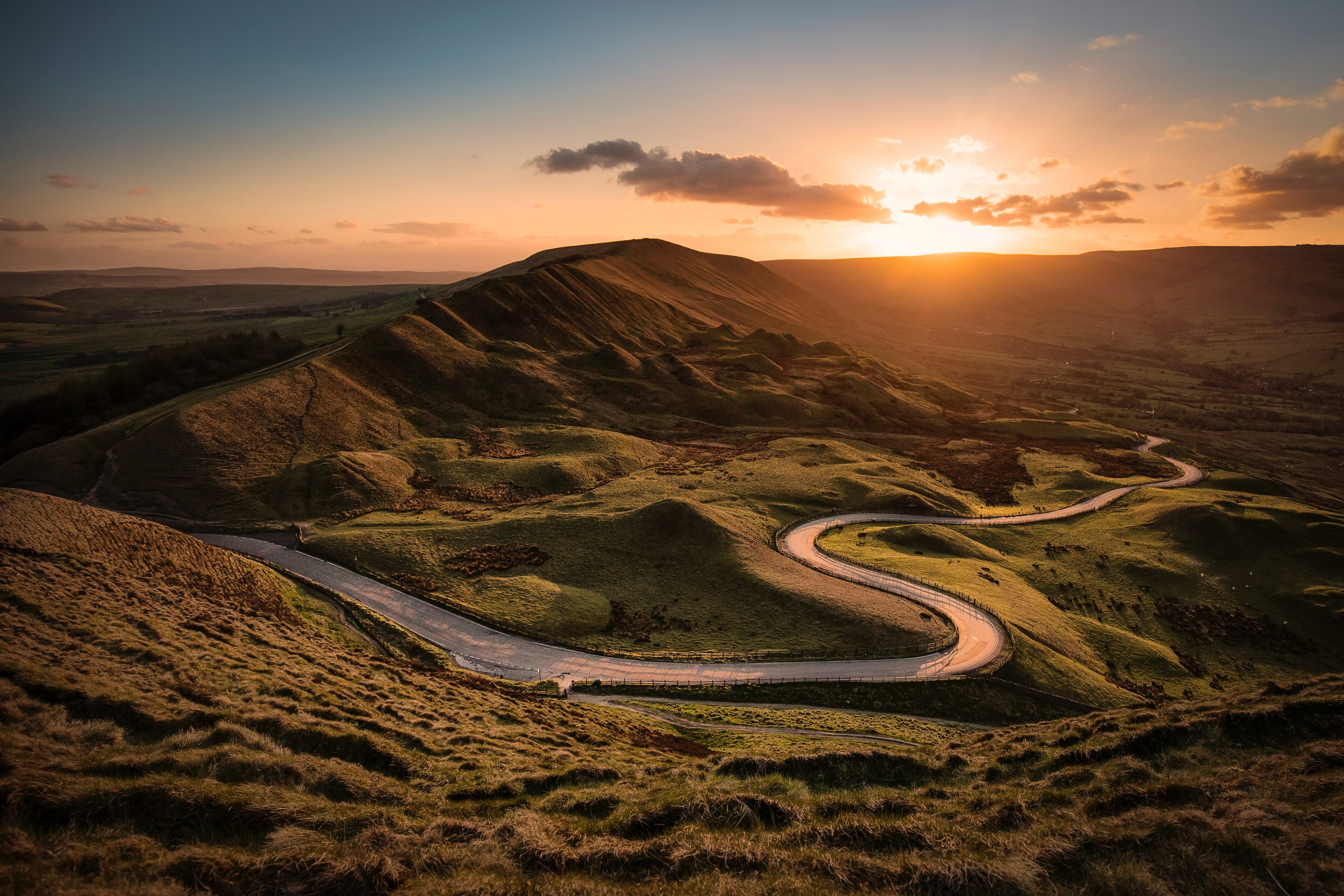 sunset over a winding countryside road in castleton, mam tor winding road 4k, HD Wallpaper