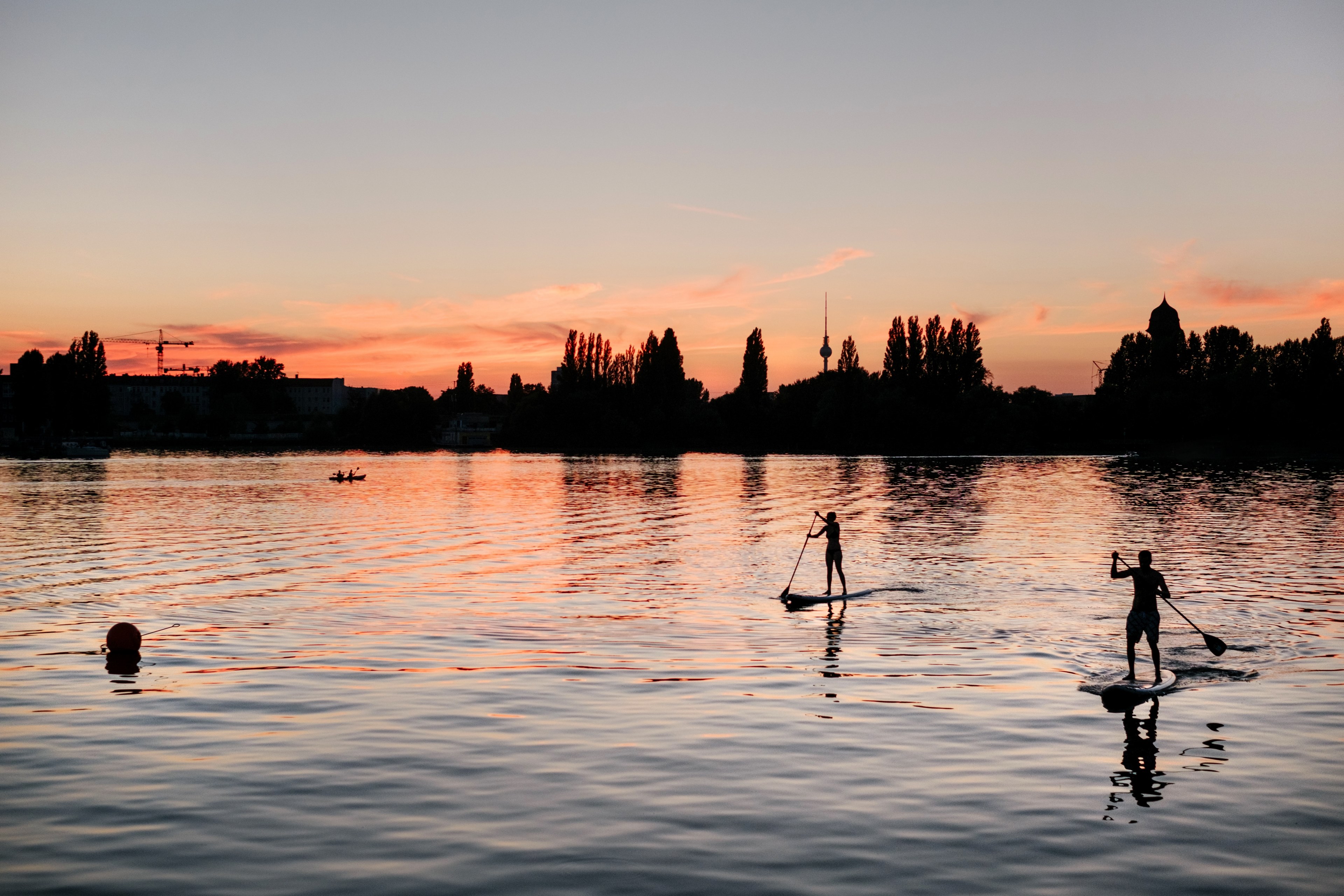 sport reflection ripple and shore 4k, HD Wallpaper