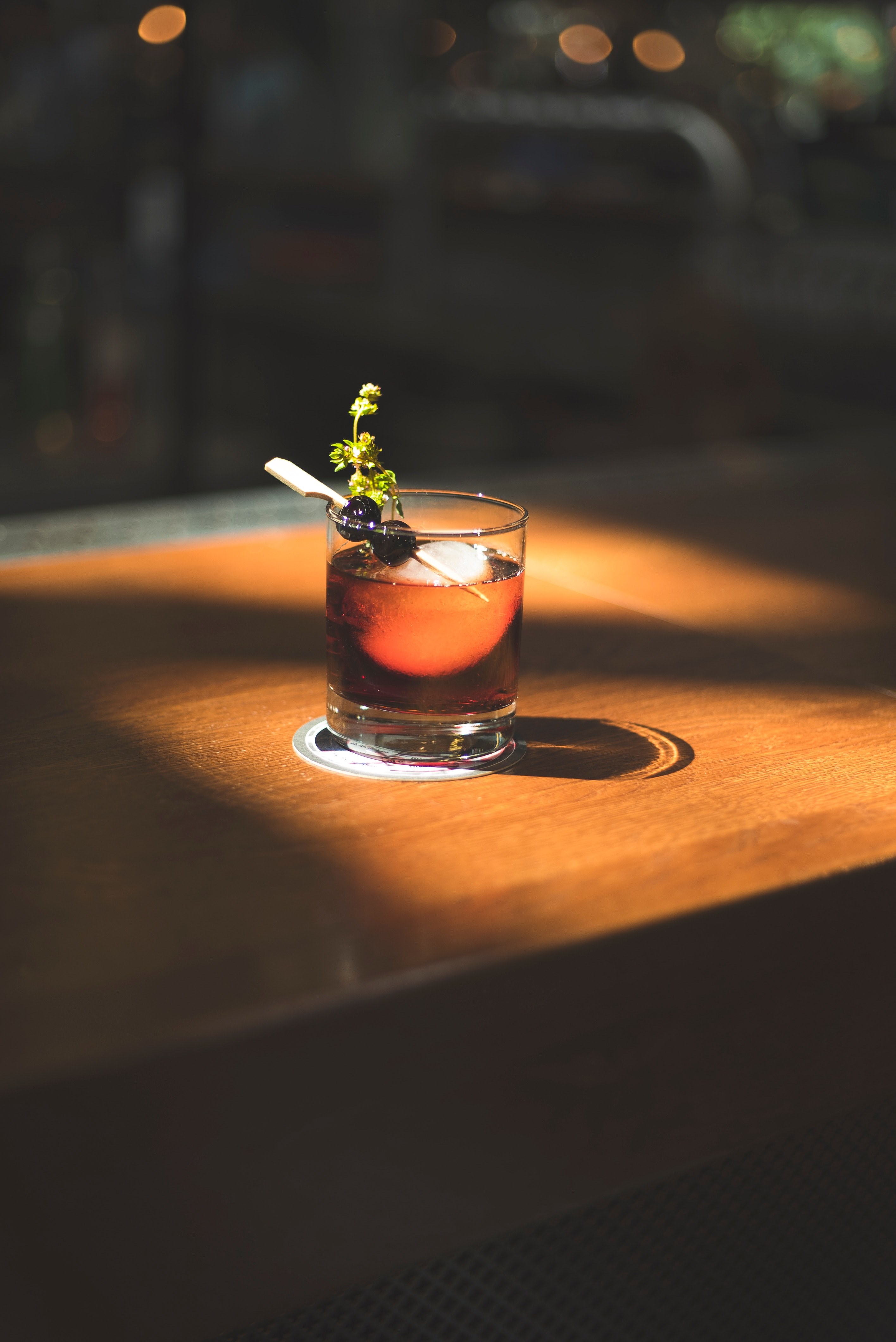 cocktail olives drink and glass hd, 4k, Phone HD Wallpaper
