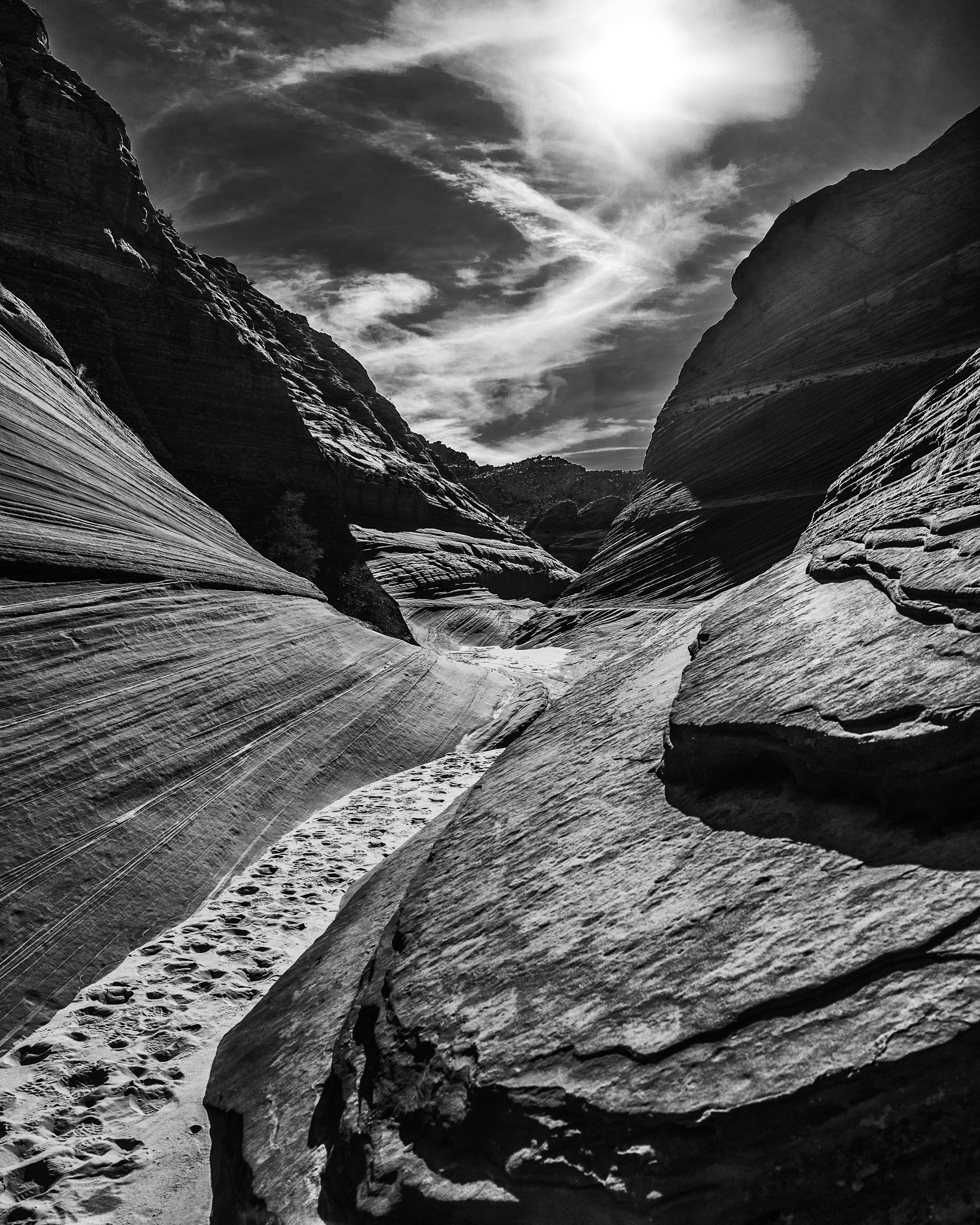 darkened view from the bottom of a rocky canyon, _bottom of rocky canyon 4k, Phone HD Wallpaper