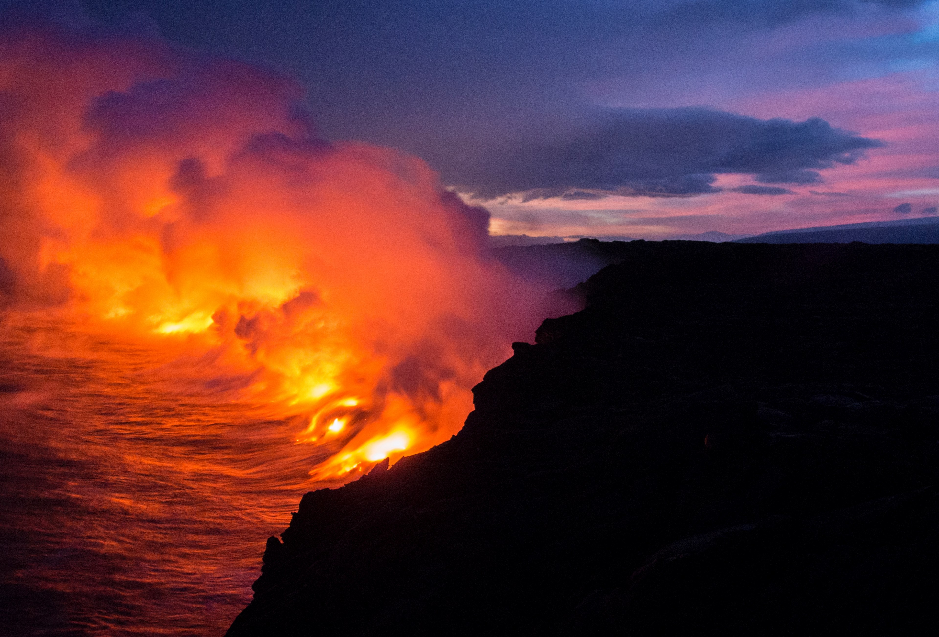 lava meeting the ocean 4k, HD Wallpaper