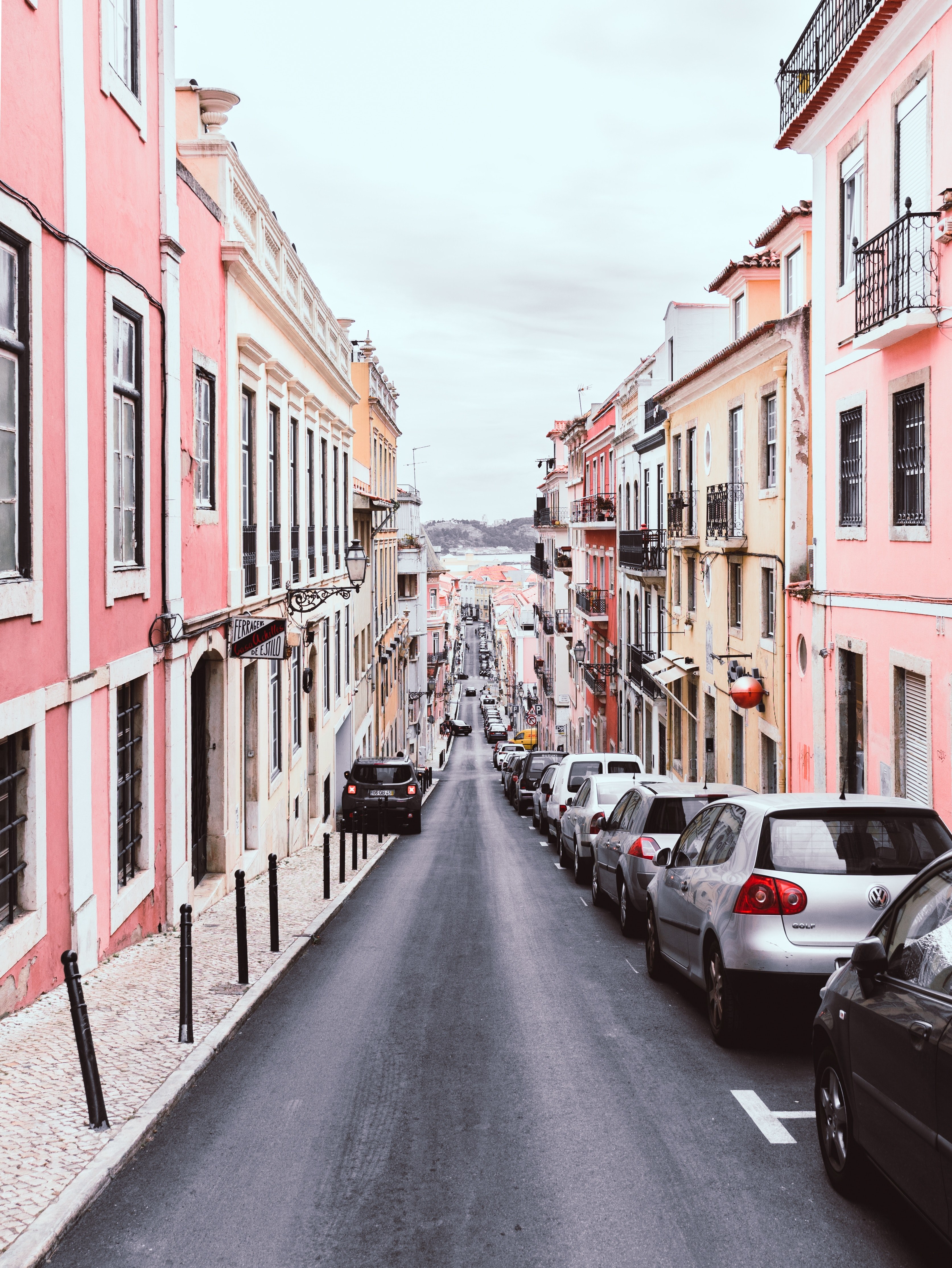 streets of lisbon 4k, Phone HD Wallpaper