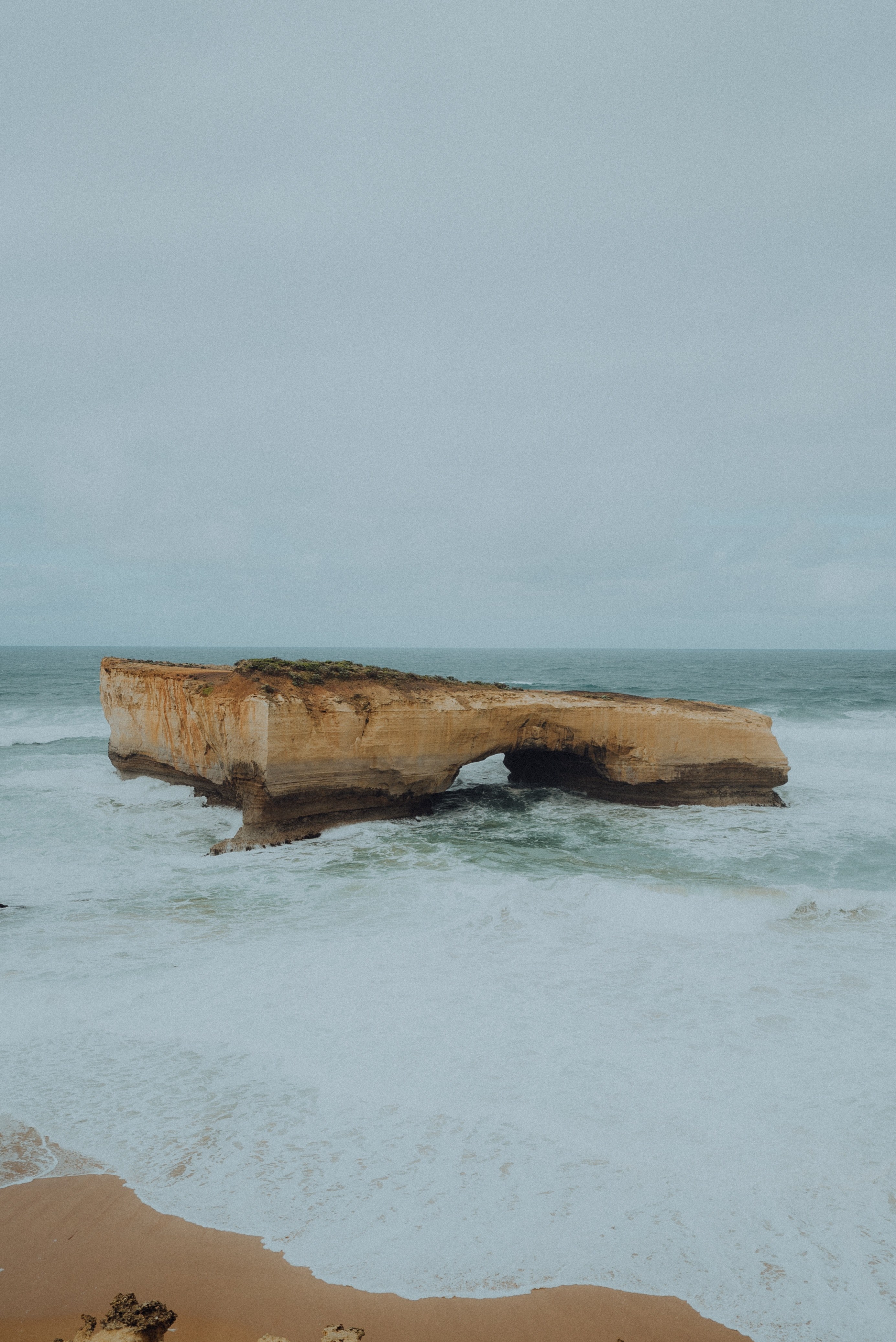 island rock wave and sea hd, 4k, Phone HD Wallpaper
