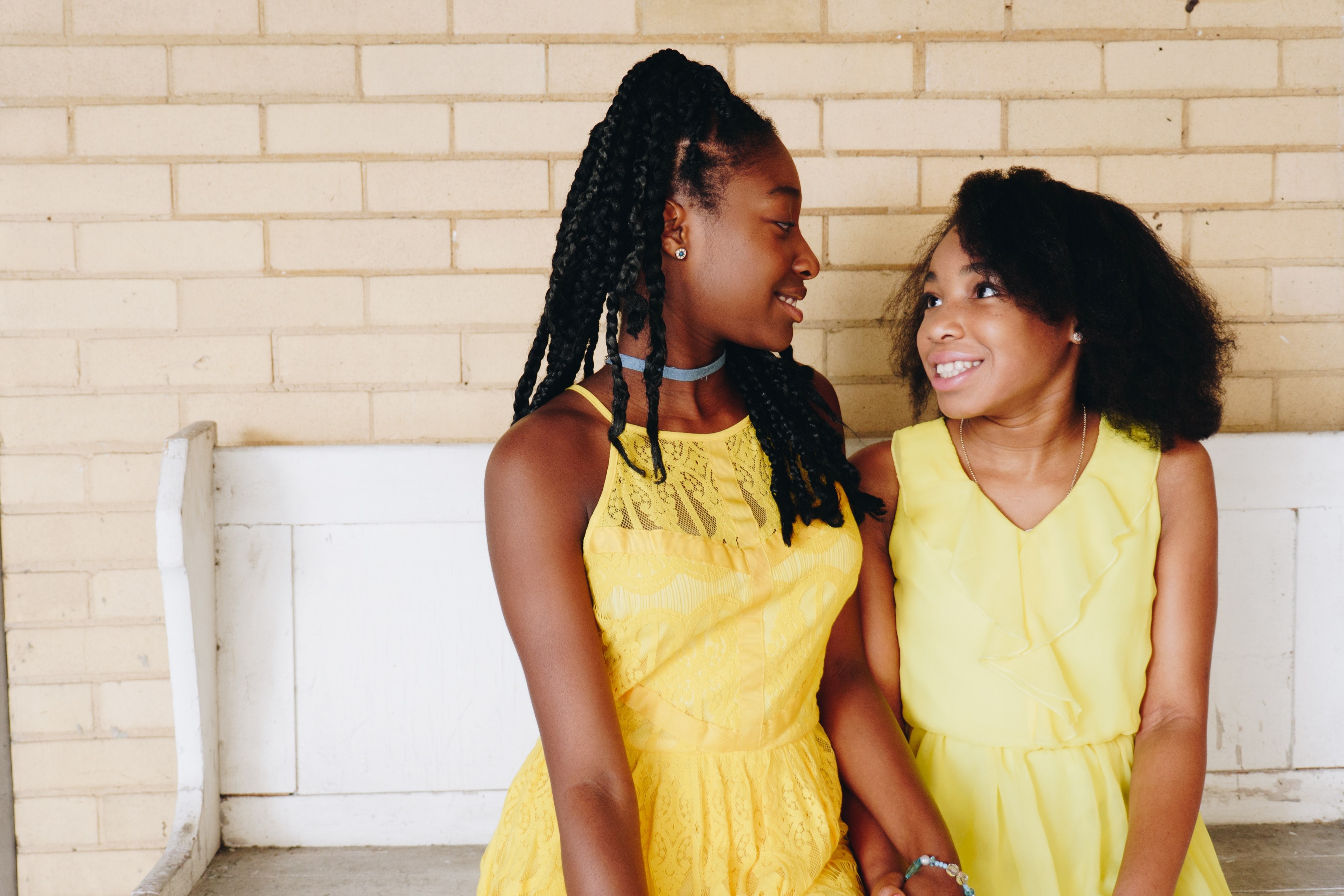 sister friendship dress and smile 4k, HD Wallpaper