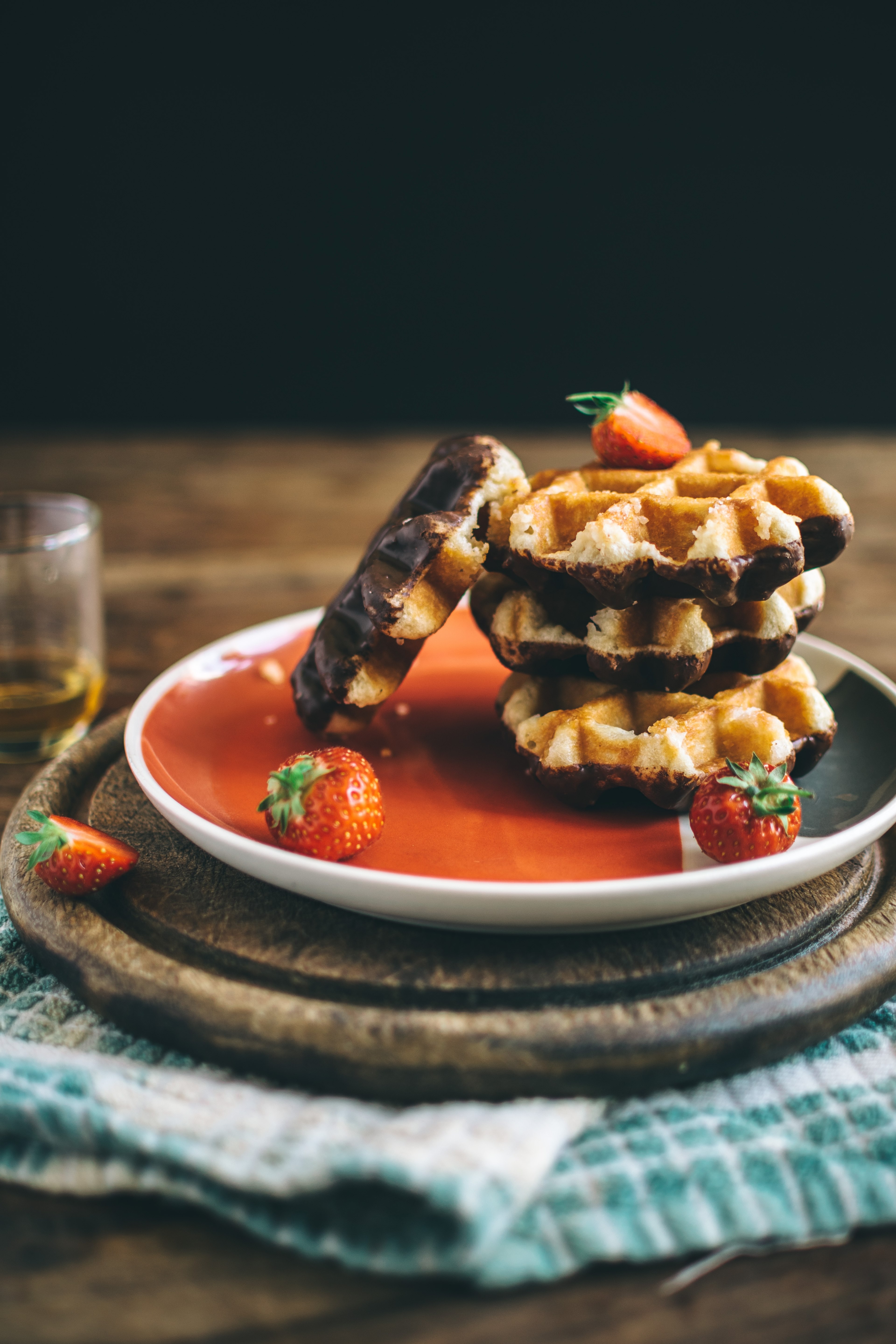 waffles in the morning 4k, Phone HD Wallpaper