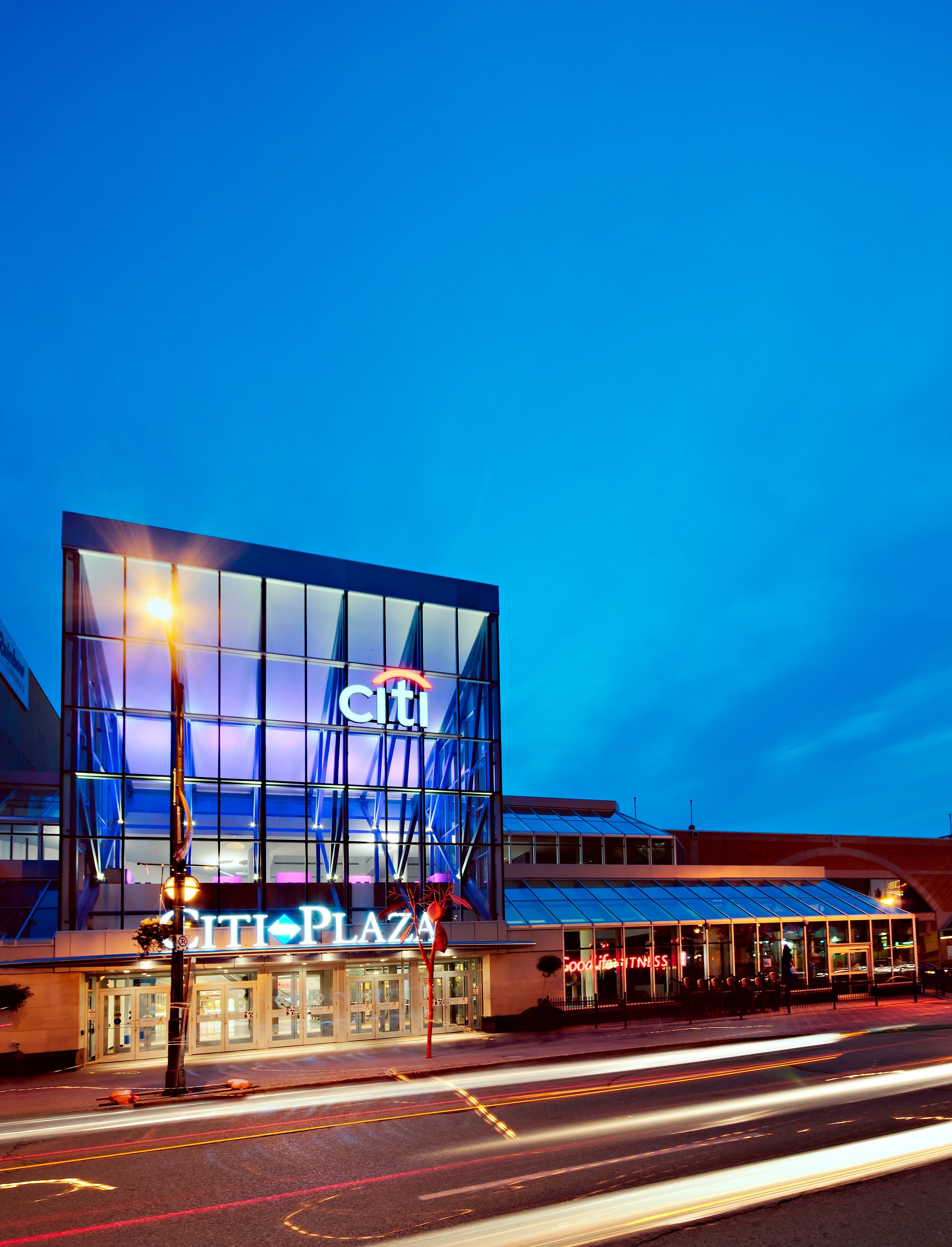 a view of citi plaza from street level, _citi plaza arena 4k, Phone HD Wallpaper
