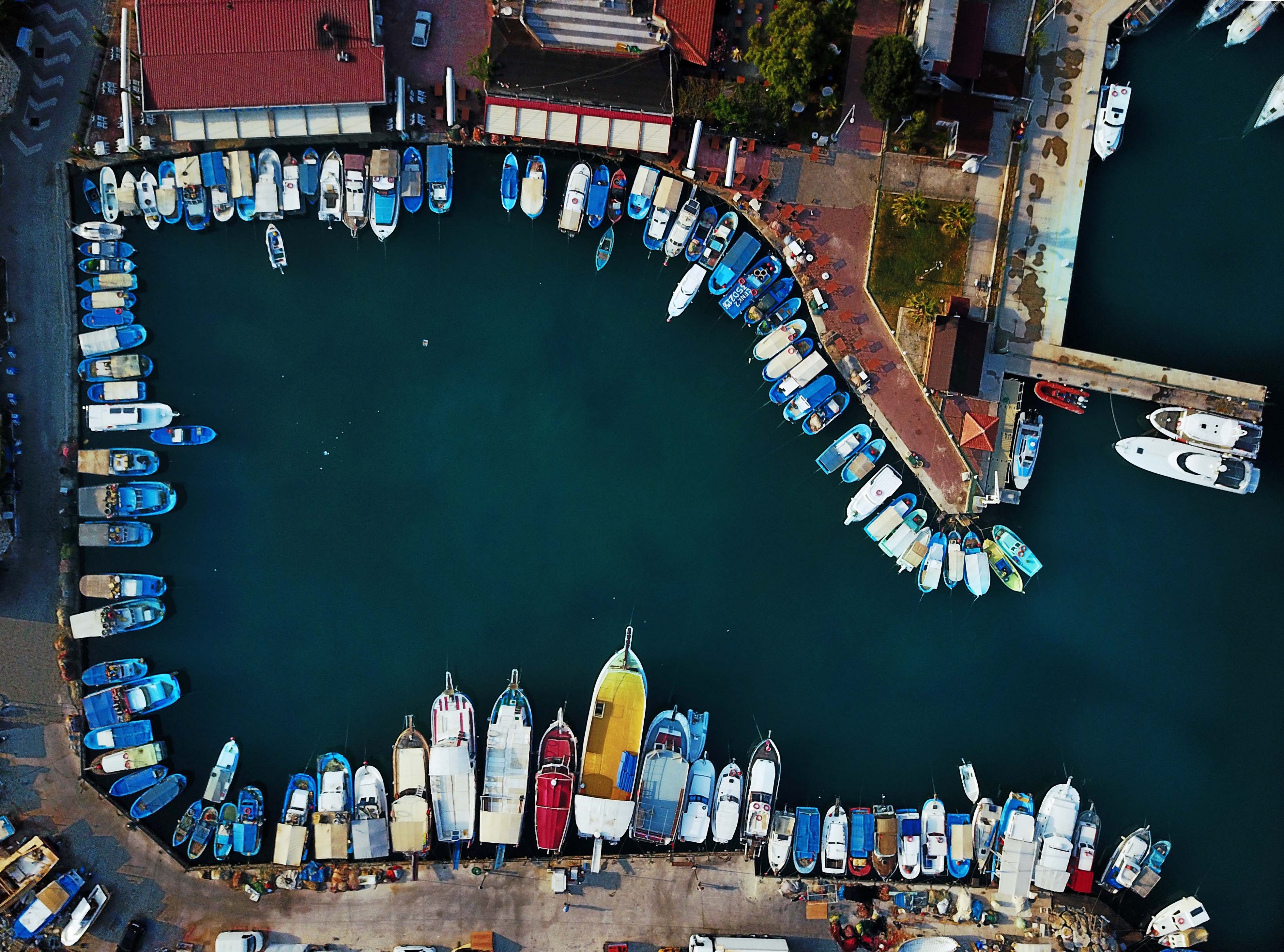 drone view aerial view harbour and boats 4k, HD Wallpaper